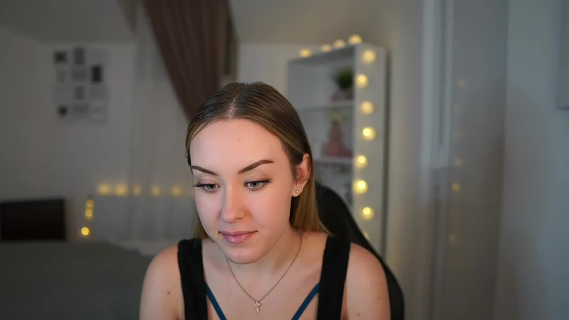 Gallery image thumbnail from Brooklyn_Ch's myfreecams stream on, 02/01/2023, 16:06 image 13 of 20