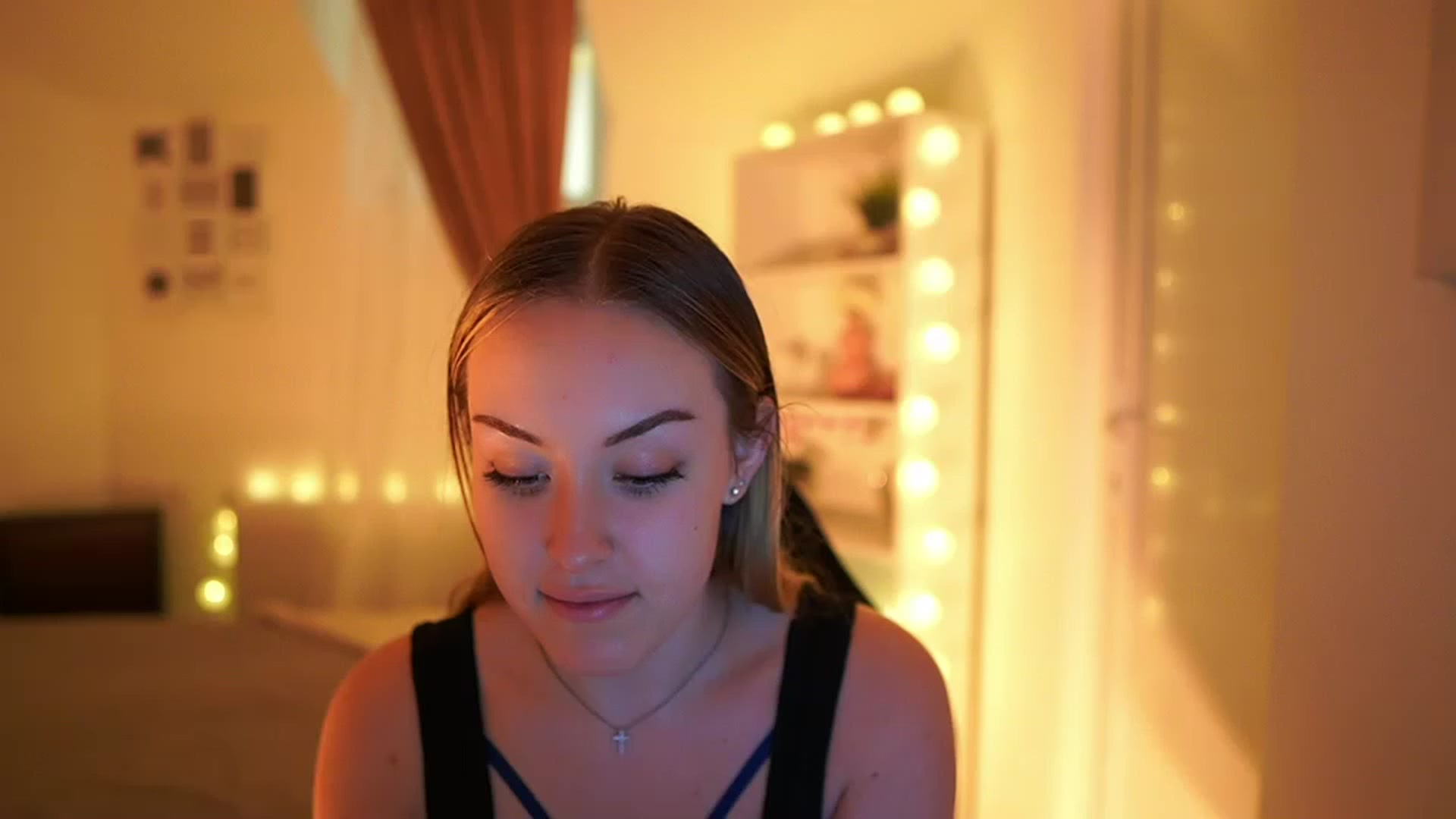 Gallery image thumbnail from Brooklyn_Ch's myfreecams stream on, 02/01/2023, 19:24 image 1 of 20