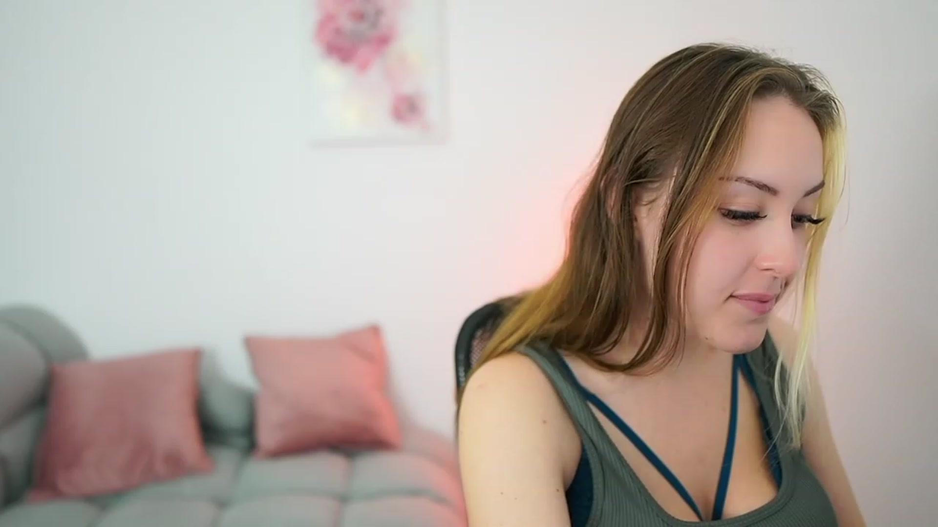 Gallery image thumbnail from Brooklyn_Ch's myfreecams stream on, 06/12/2023, 15:36 image 12 of 20
