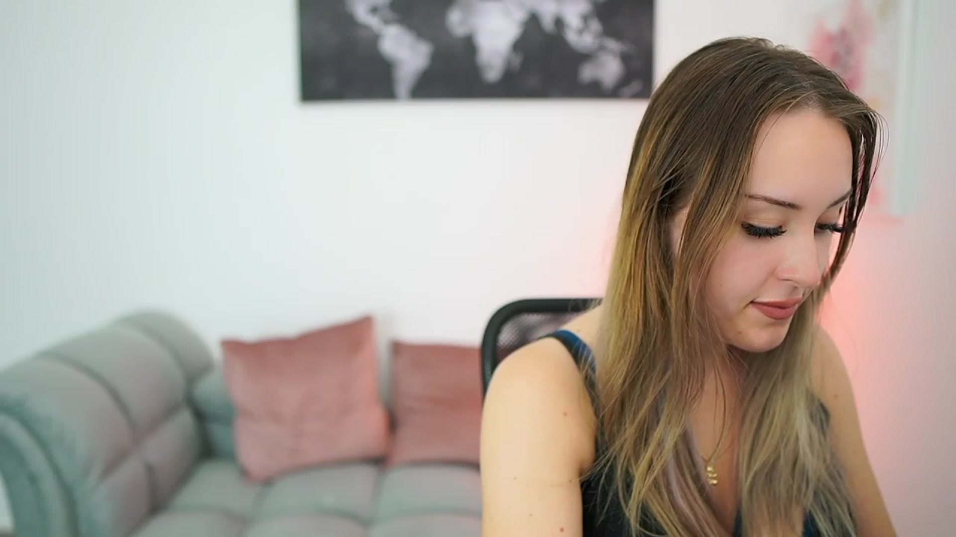 Gallery image thumbnail from Brooklyn_Ch's myfreecams stream on, 07/04/2023, 15:39 image 13 of 20