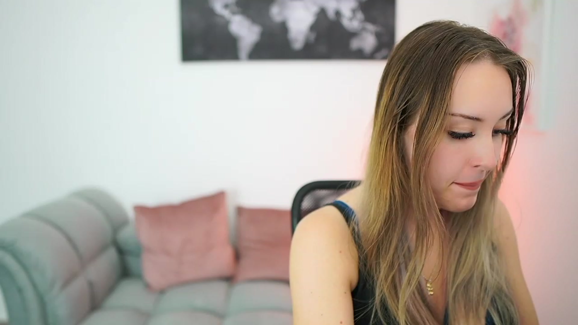 Gallery image thumbnail from Brooklyn_Ch's myfreecams stream on, 07/04/2023, 15:39 image 14 of 20