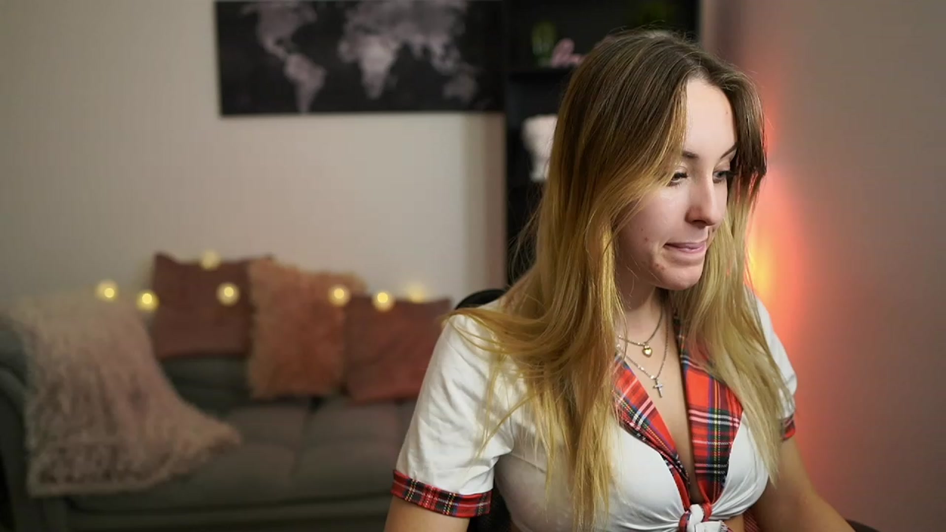 Gallery image thumbnail from Brooklyn_Ch's myfreecams stream on, 07/28/2023, 14:17 image 5 of 20