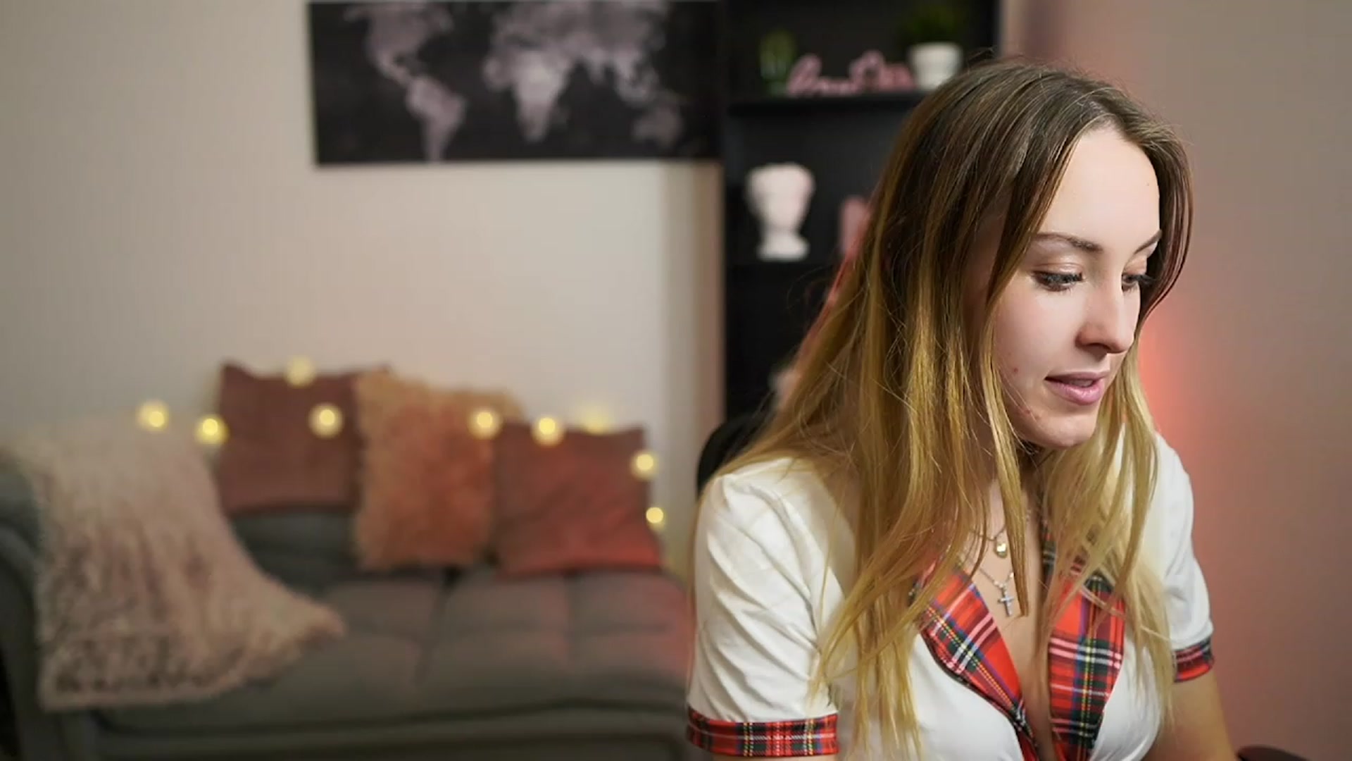 Gallery image thumbnail from Brooklyn_Ch's myfreecams stream on, 07/28/2023, 14:17 image 17 of 20