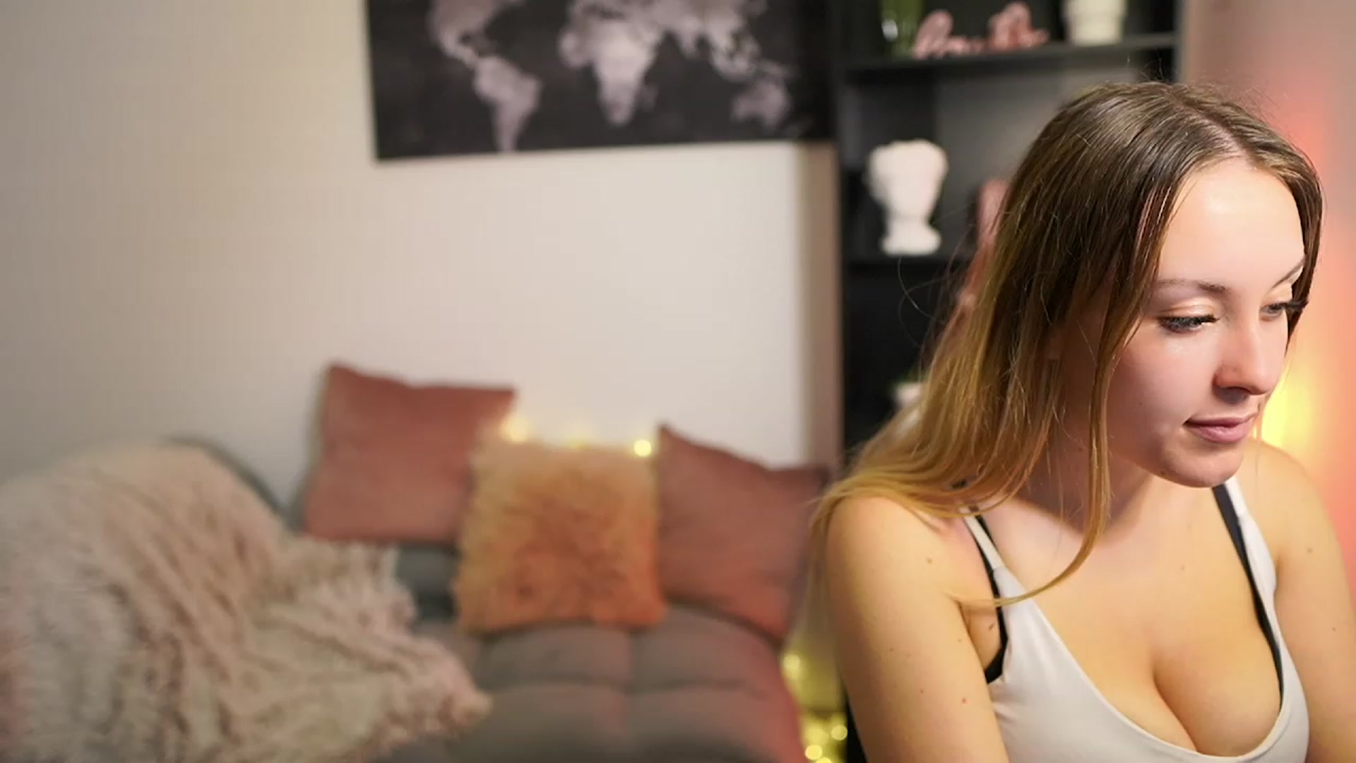 Gallery image thumbnail from Brooklyn_Ch's myfreecams stream on, 08/14/2023, 10:06 image 12 of 20