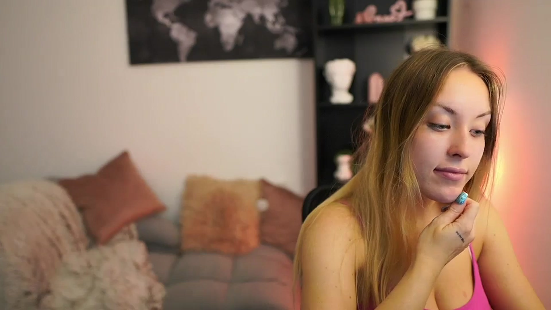 Gallery image thumbnail from Brooklyn_Ch's myfreecams stream on, 08/25/2023, 12:45 image 6 of 20