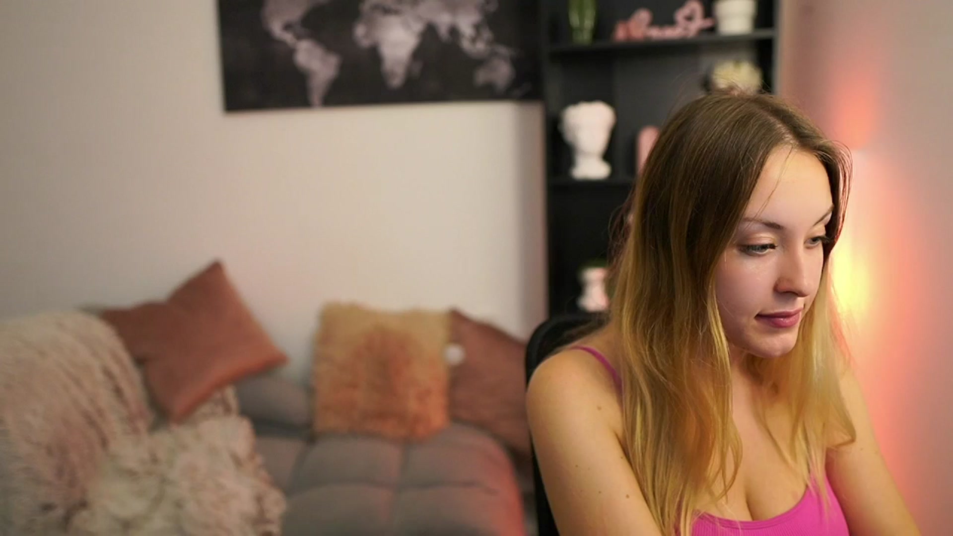 Gallery image thumbnail from Brooklyn_Ch's myfreecams stream on, 08/25/2023, 12:45 image 12 of 20
