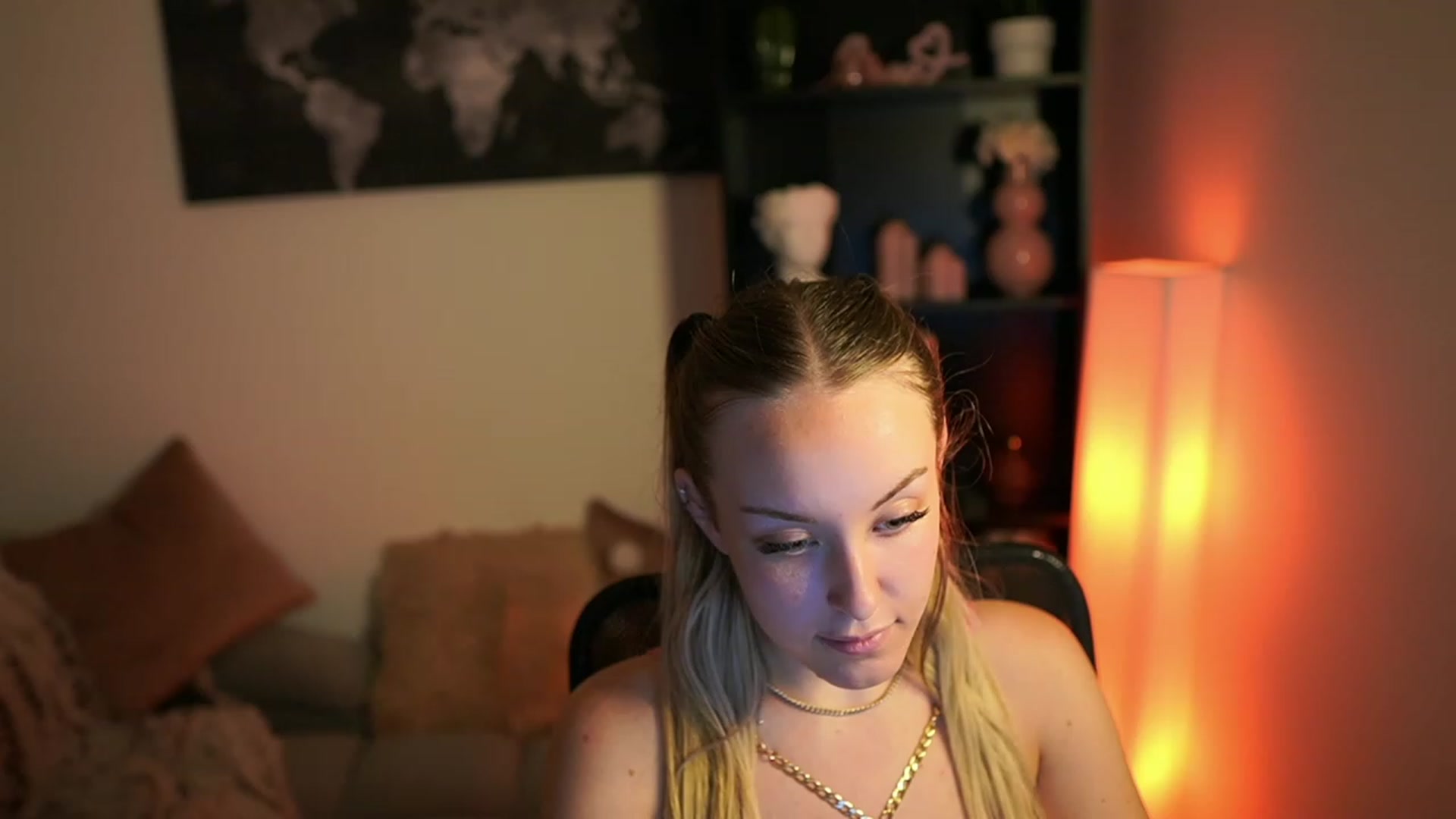 Gallery image thumbnail from Brooklyn_Ch's myfreecams stream on, 09/10/2023, 18:06 image 20 of 20