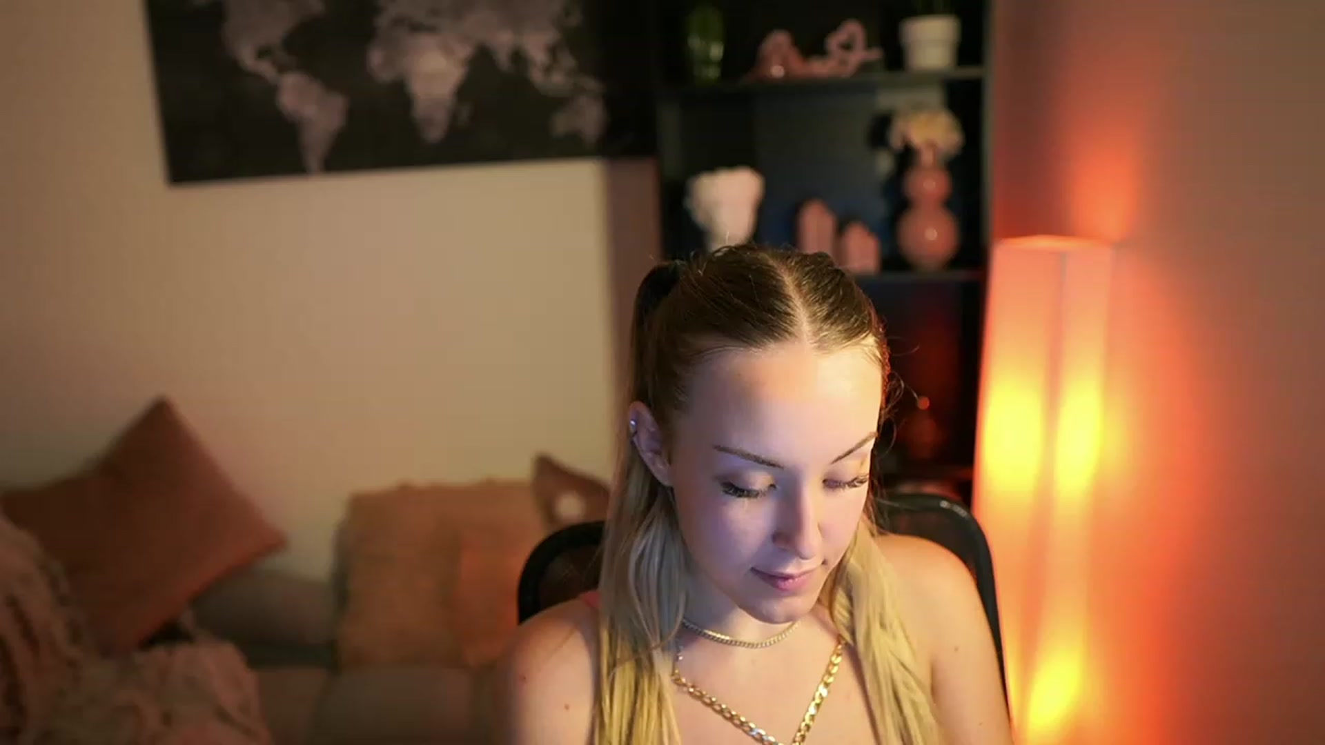 Gallery image thumbnail from Brooklyn_Ch's myfreecams stream on, 09/10/2023, 18:06 image 17 of 20