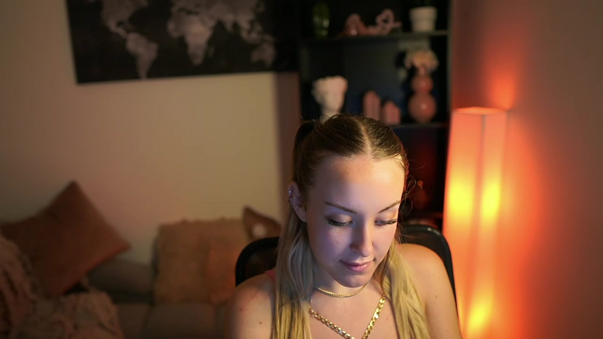 Gallery image thumbnail from Brooklyn_Ch's myfreecams stream on, 09/10/2023, 18:06 image 19 of 20