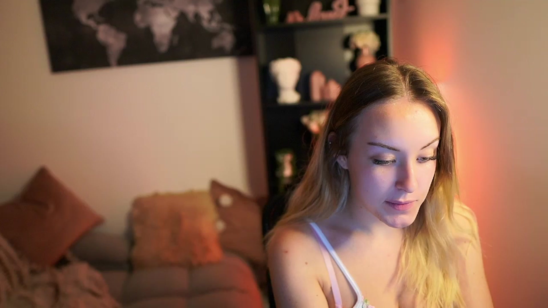 Gallery image thumbnail from Brooklyn_Ch's myfreecams stream on, 09/14/2023, 17:13 image 10 of 20