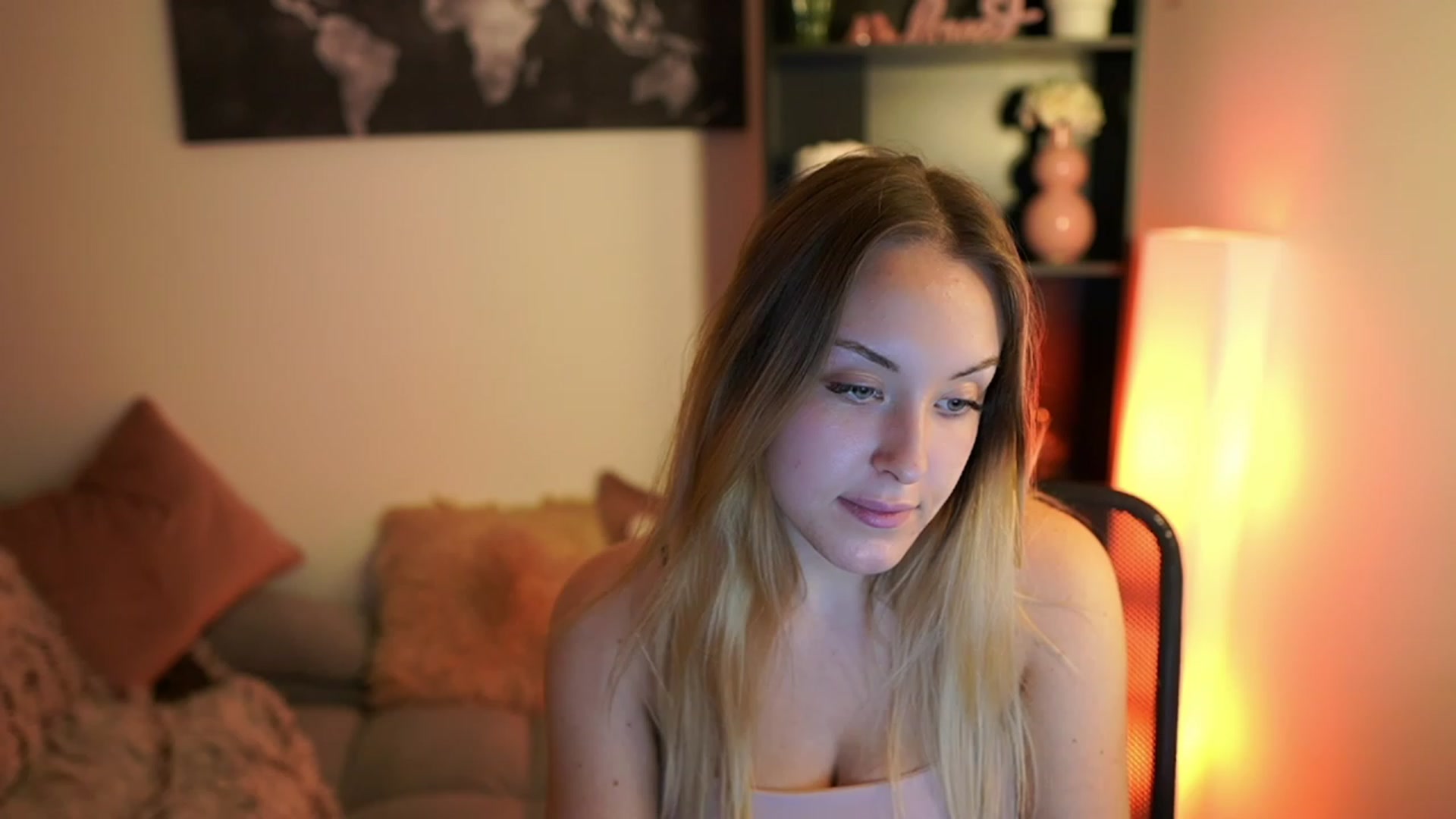 Gallery image thumbnail from Brooklyn_Ch's myfreecams stream on, 09/17/2023, 16:09 image 19 of 20