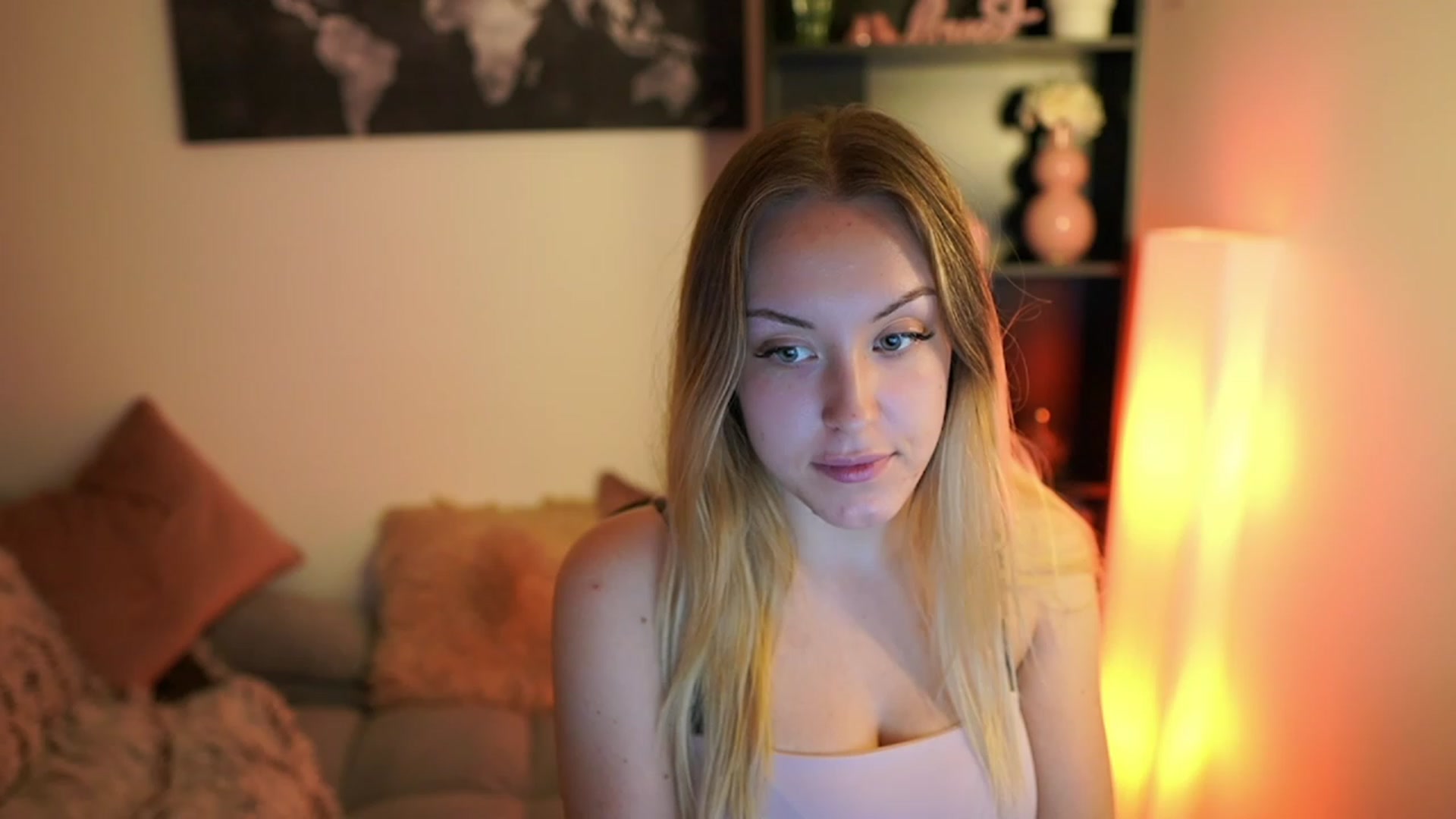 Gallery image thumbnail from Brooklyn_Ch's myfreecams stream on, 09/17/2023, 16:09 image 1 of 20