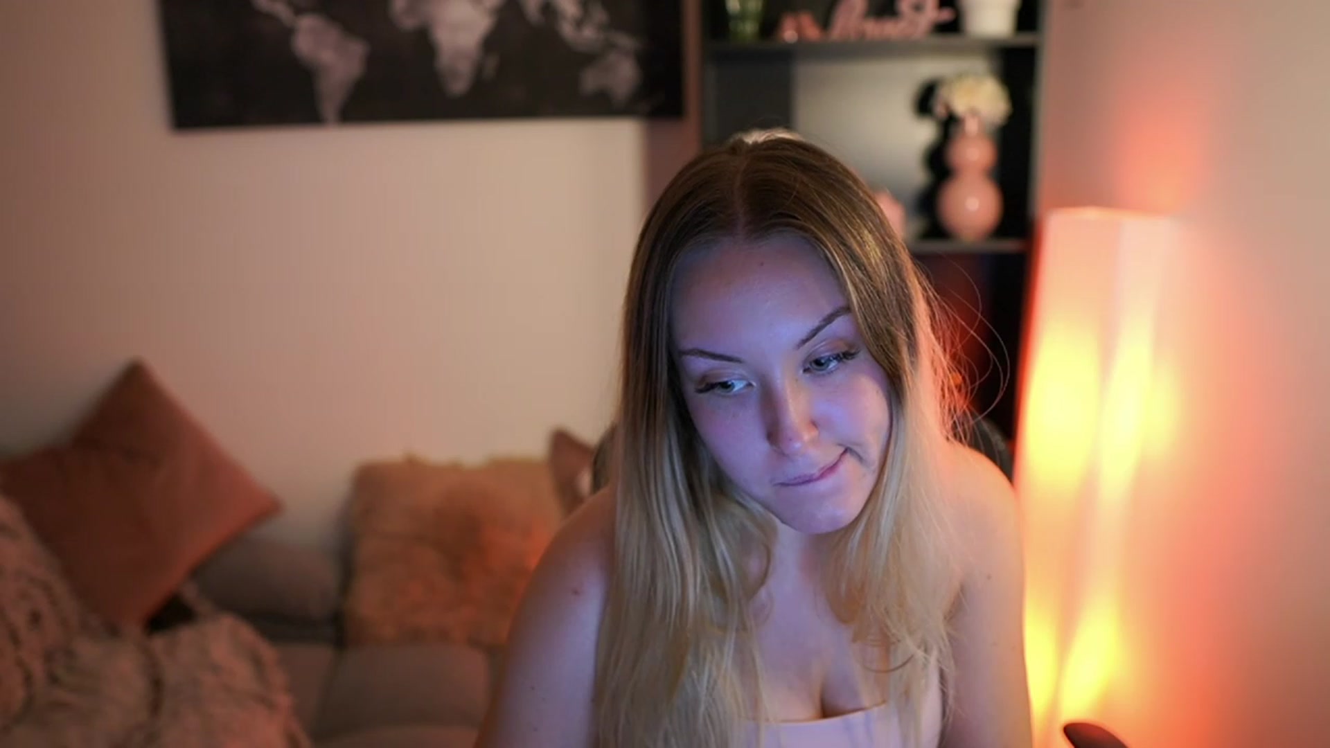 Gallery image thumbnail from Brooklyn_Ch's myfreecams stream on, 09/17/2023, 18:10 image 20 of 20
