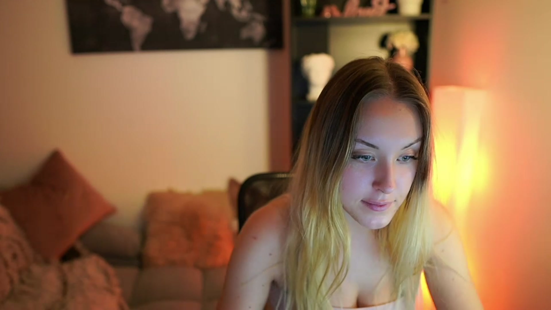 Gallery image thumbnail from Brooklyn_Ch's myfreecams stream on, 09/17/2023, 18:10 image 18 of 20
