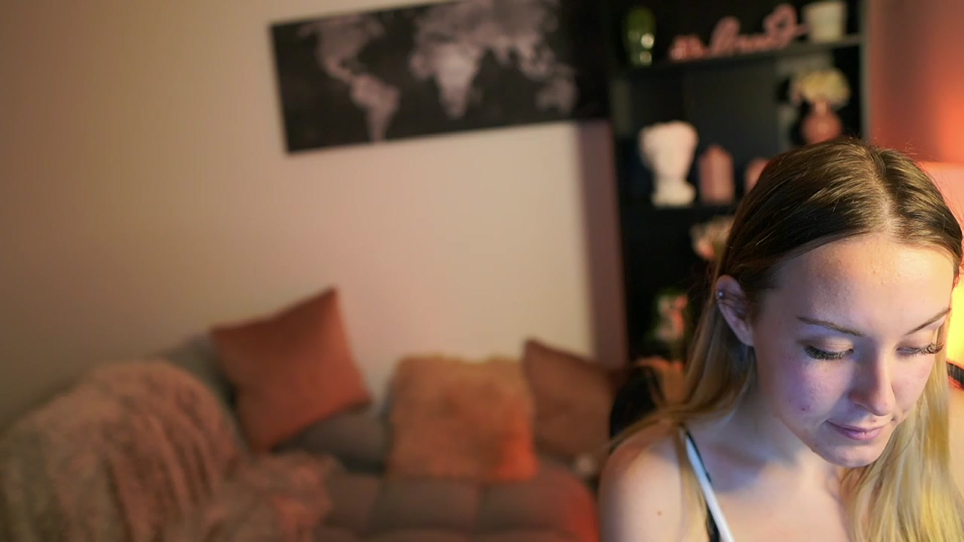 Gallery image thumbnail from Brooklyn_Ch's myfreecams stream on, 10/08/2023, 17:18 image 5 of 20
