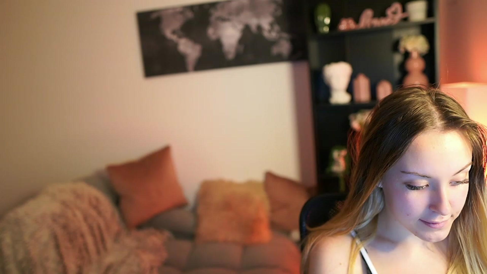 Gallery image thumbnail from Brooklyn_Ch's myfreecams stream on, 10/08/2023, 17:18 image 13 of 20
