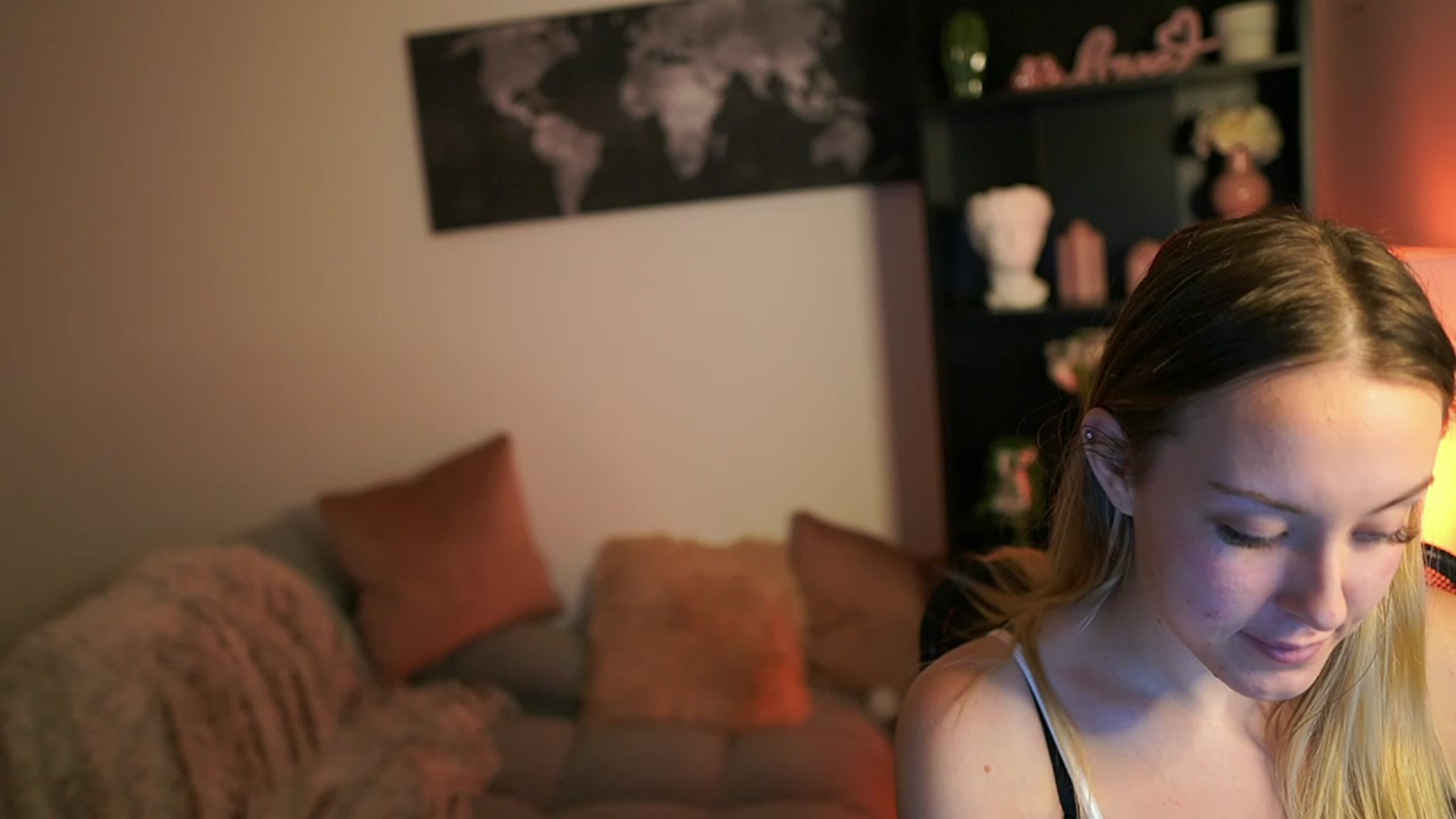 Gallery image thumbnail from Brooklyn_Ch's myfreecams stream on, 10/08/2023, 17:18 image 2 of 20