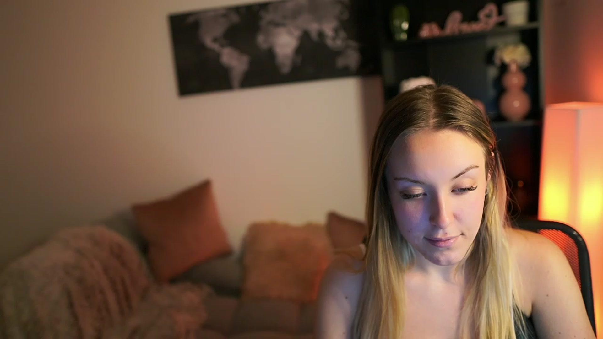 Gallery image thumbnail from Brooklyn_Ch's myfreecams stream on, 10/08/2023, 18:01 image 12 of 20