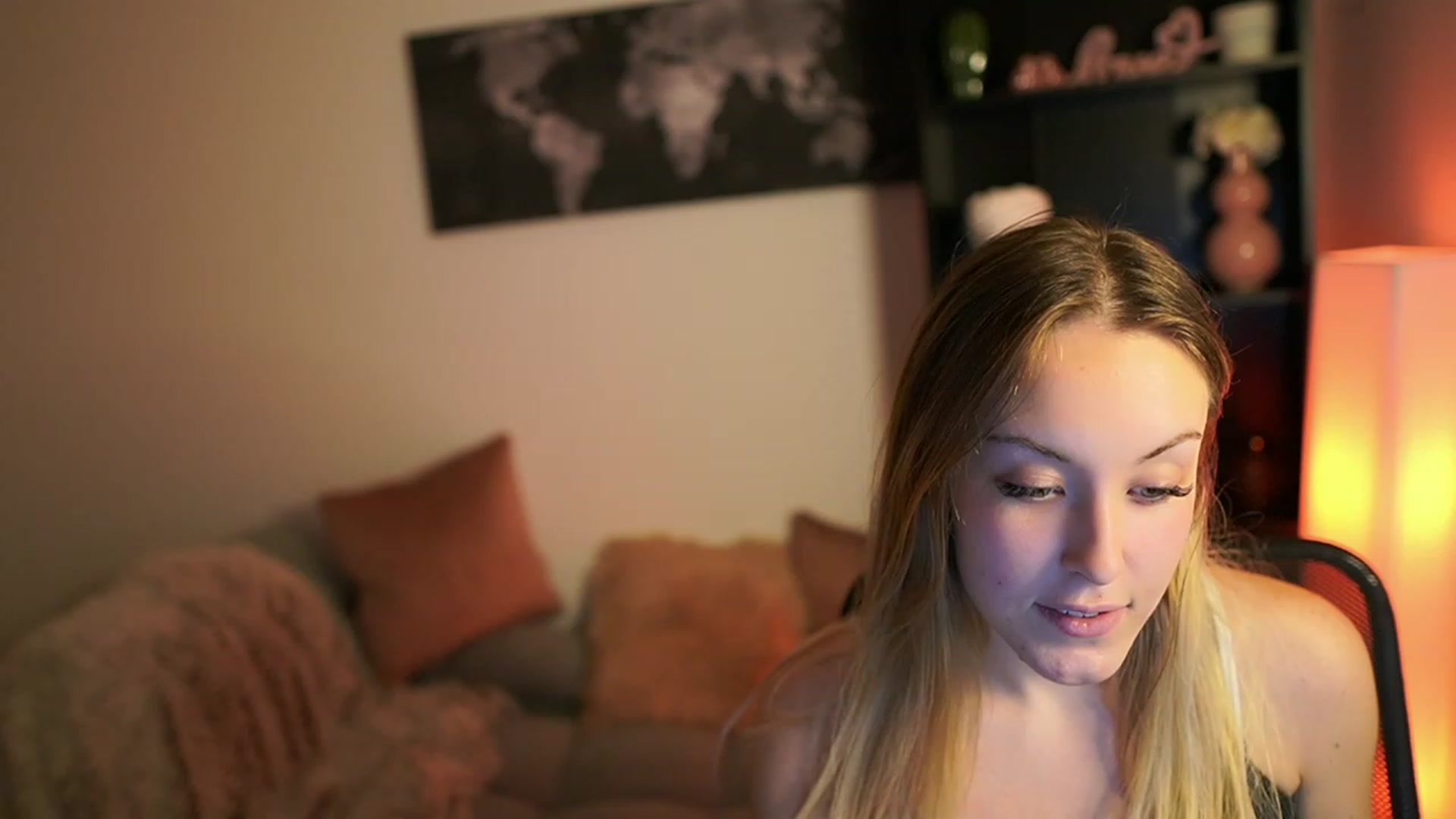 Gallery image thumbnail from Brooklyn_Ch's myfreecams stream on, 10/08/2023, 18:01 image 1 of 20