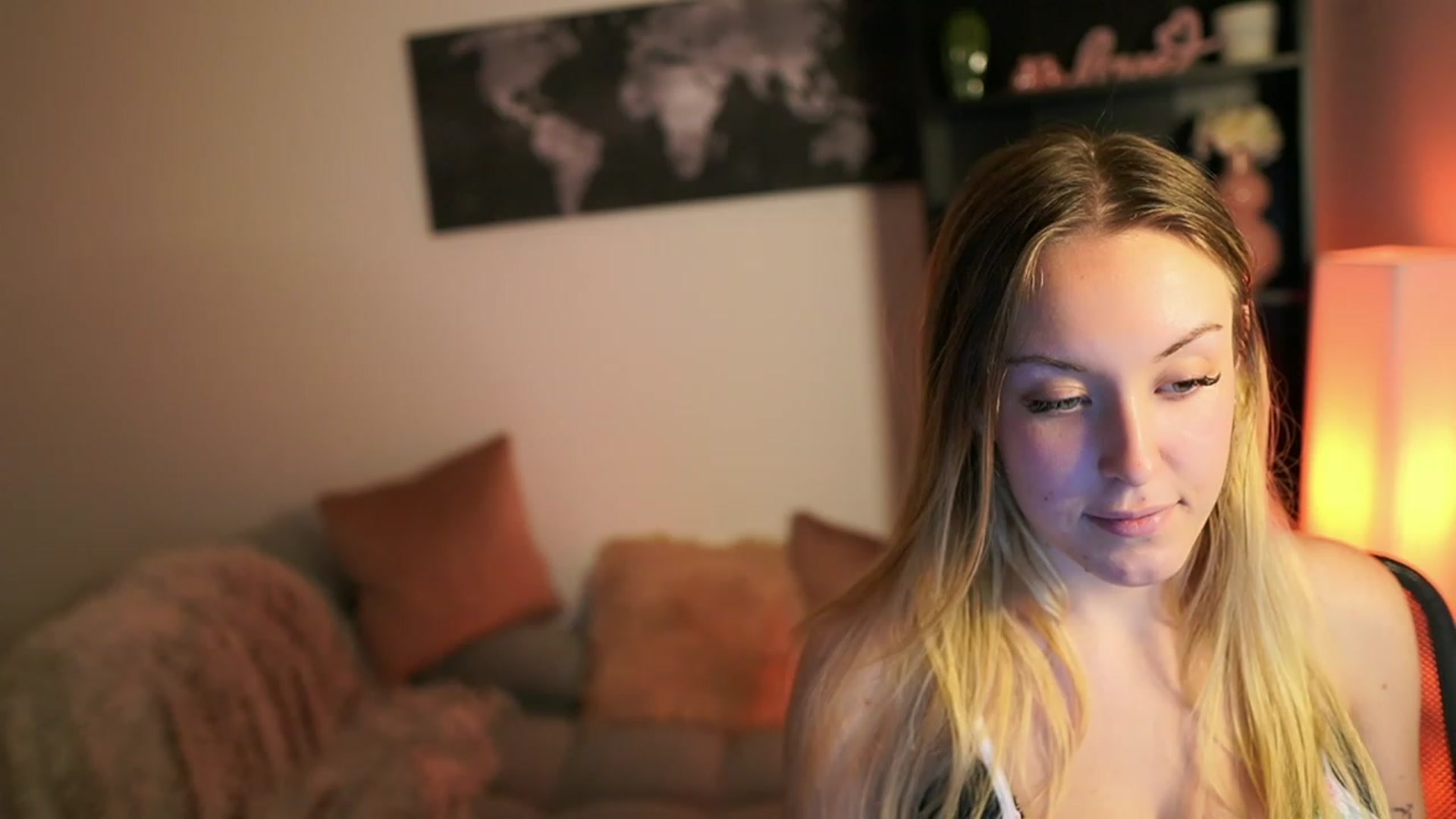 Gallery image thumbnail from Brooklyn_Ch's myfreecams stream on, 10/08/2023, 18:01 image 3 of 20