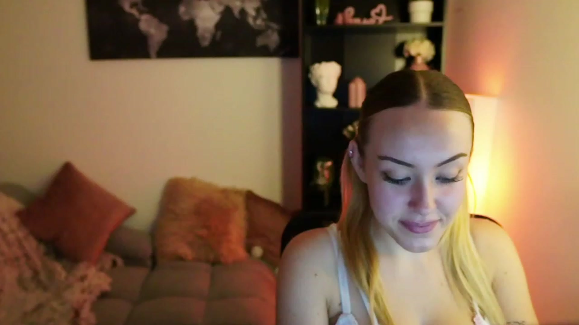 Gallery image thumbnail from Brooklyn_Ch's myfreecams stream on, 10/25/2023, 16:30 image 6 of 20