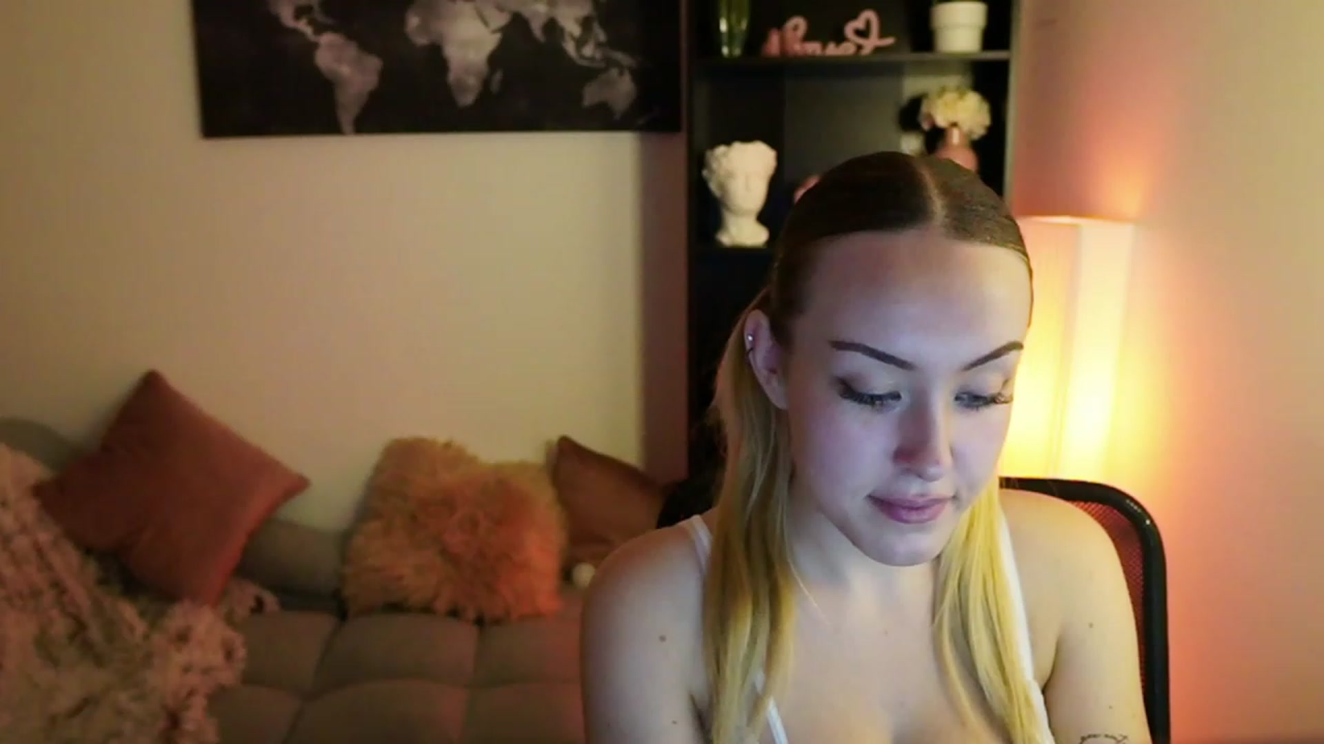 Gallery image thumbnail from Brooklyn_Ch's myfreecams stream on, 10/25/2023, 16:30 image 13 of 20