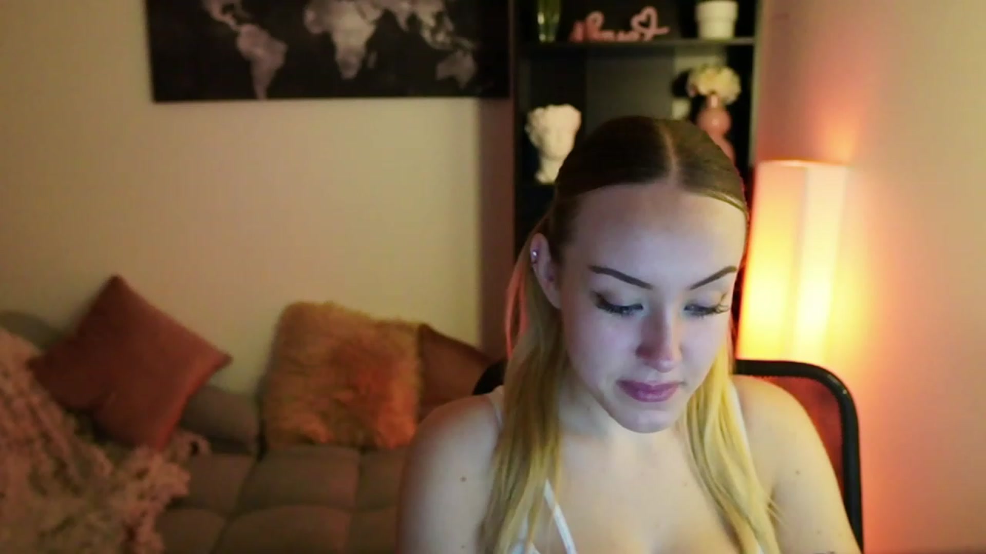 Gallery image thumbnail from Brooklyn_Ch's myfreecams stream on, 10/25/2023, 16:30 image 1 of 20
