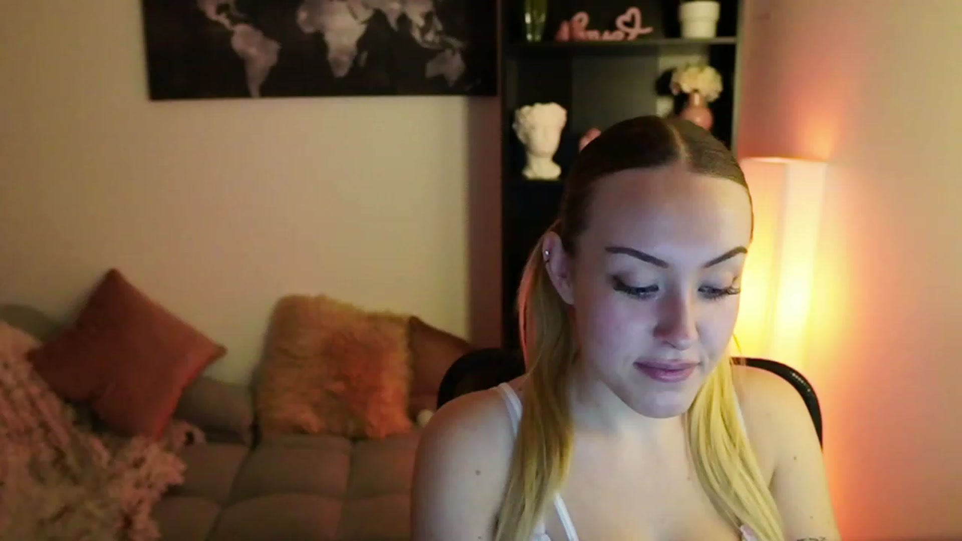 Gallery image thumbnail from Brooklyn_Ch's myfreecams stream on, 10/25/2023, 16:30 image 8 of 20