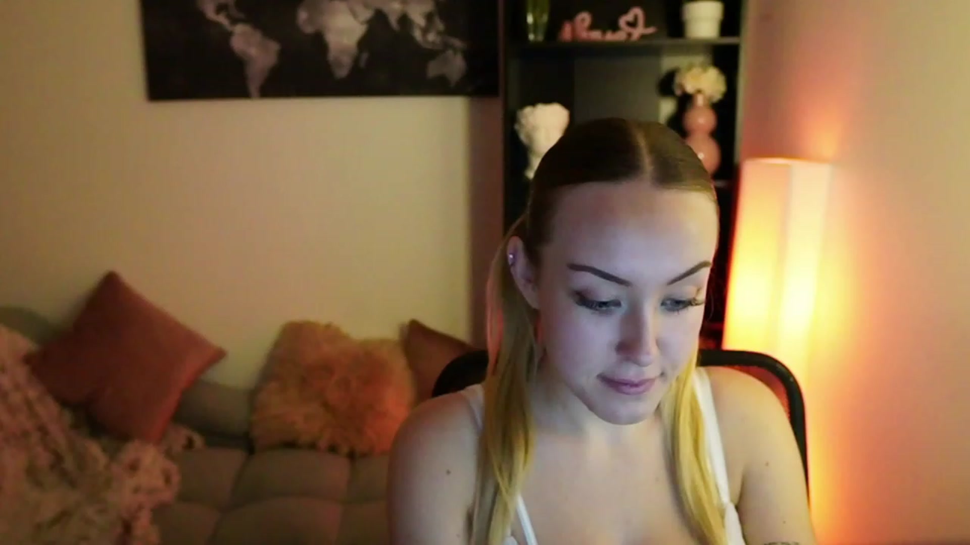 Gallery image thumbnail from Brooklyn_Ch's myfreecams stream on, 10/25/2023, 18:00 image 9 of 20