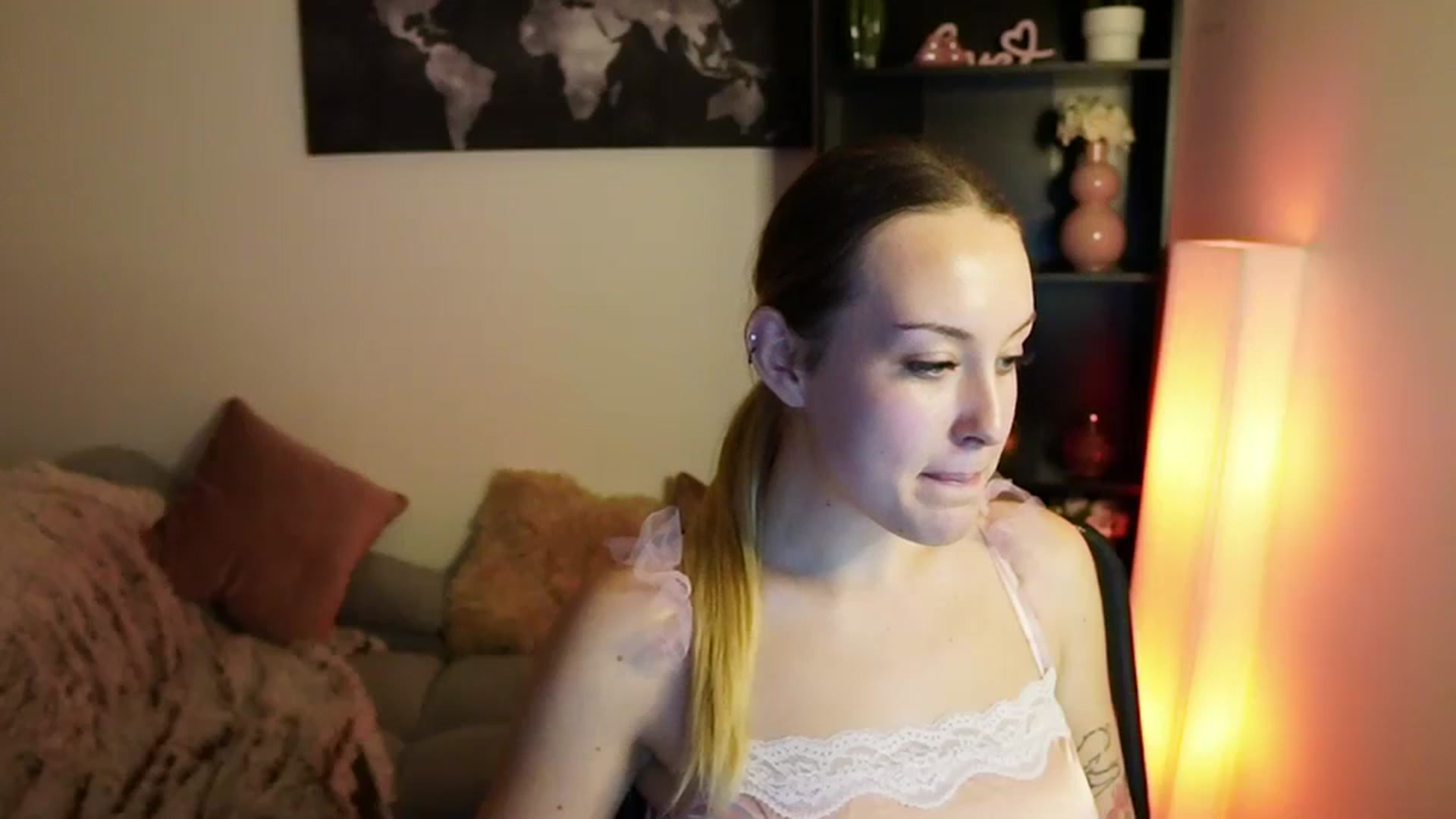 Gallery image thumbnail from Brooklyn_Ch's myfreecams stream on, 10/30/2023, 12:33 image 16 of 20