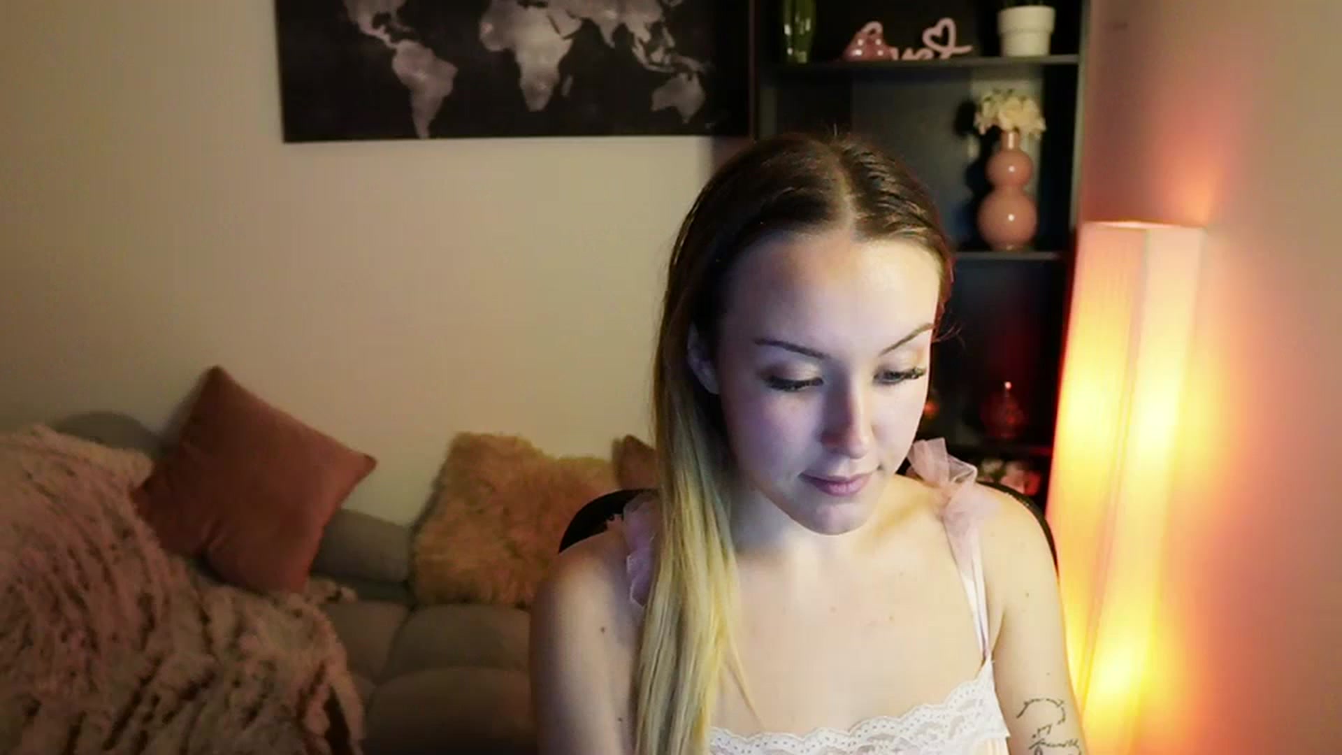Gallery image thumbnail from Brooklyn_Ch's myfreecams stream on, 10/30/2023, 15:09 image 1 of 20