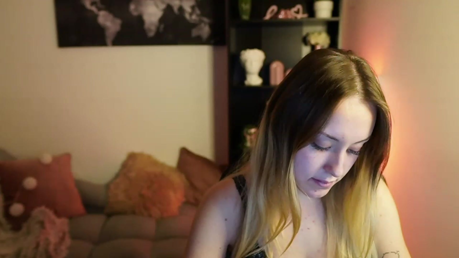 Gallery image thumbnail from Brooklyn_Ch's myfreecams stream on, 11/07/2023, 18:57 image 18 of 20