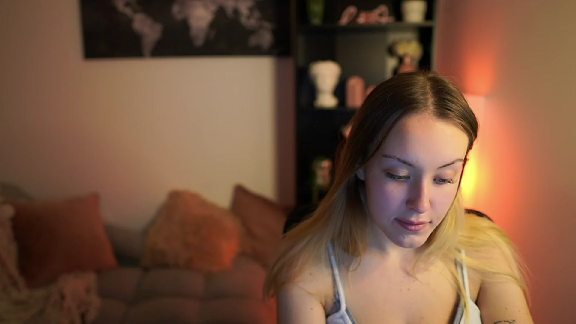 Gallery image thumbnail from Brooklyn_Ch's myfreecams stream on, 11/08/2023, 15:15 image 15 of 20