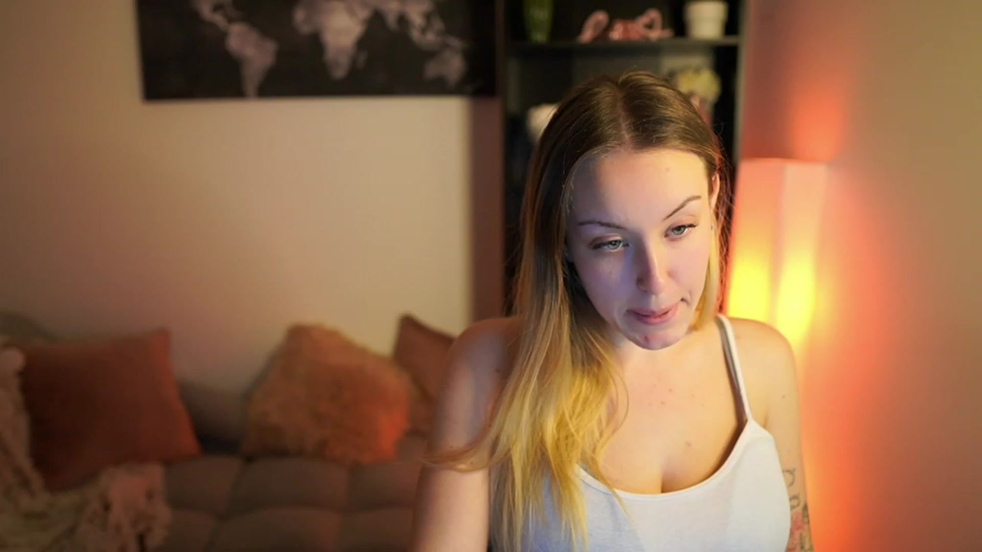Gallery image thumbnail from Brooklyn_Ch's myfreecams stream on, 11/08/2023, 16:18 image 16 of 20