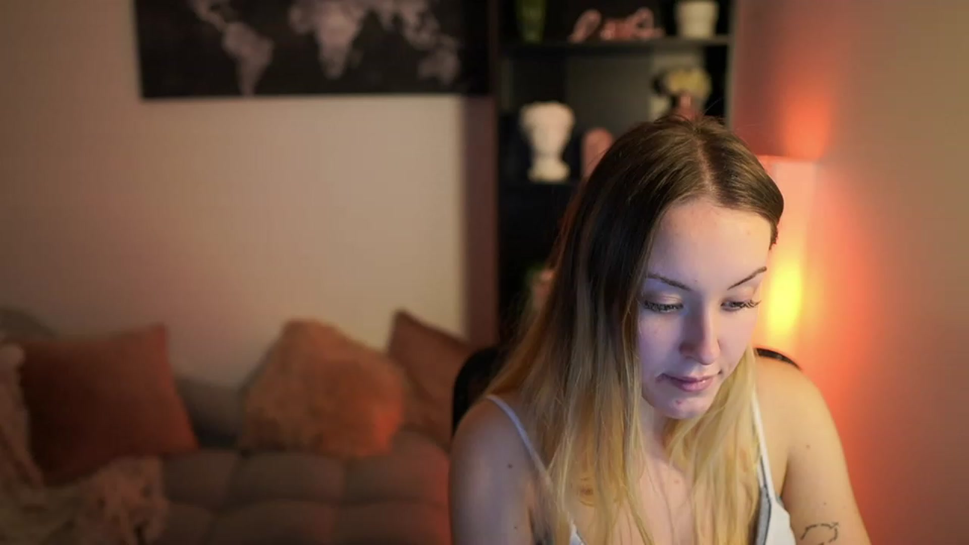 Gallery image thumbnail from Brooklyn_Ch's myfreecams stream on, 11/08/2023, 17:18 image 17 of 20