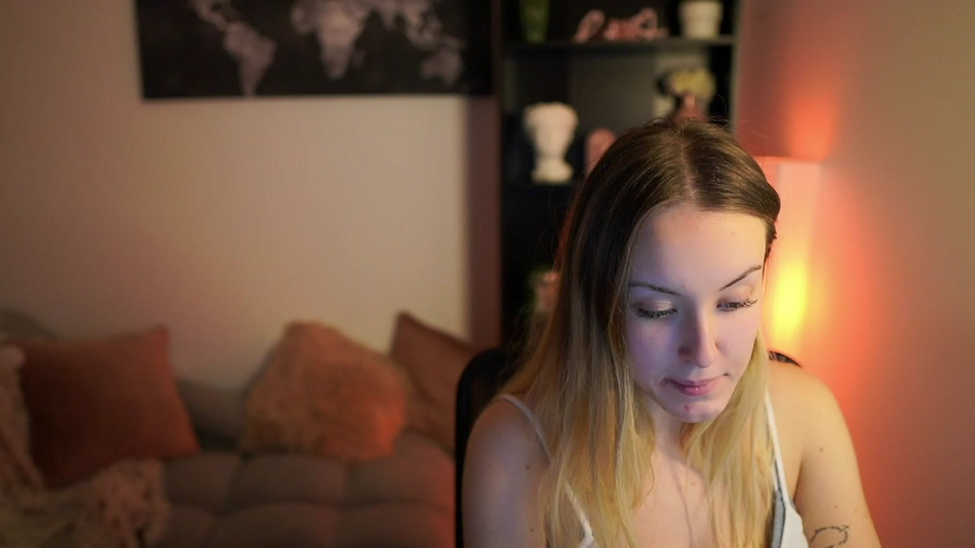 Gallery image thumbnail from Brooklyn_Ch's myfreecams stream on, 11/08/2023, 17:18 image 18 of 20
