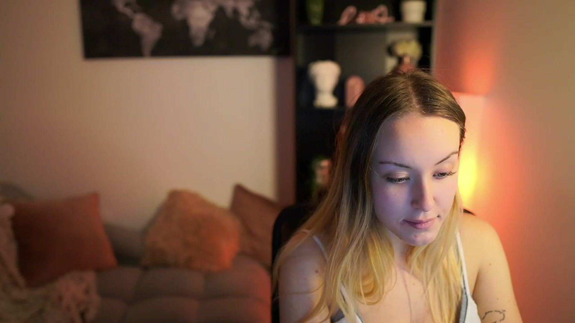 Gallery image thumbnail from Brooklyn_Ch's myfreecams stream on, 11/08/2023, 17:18 image 20 of 20