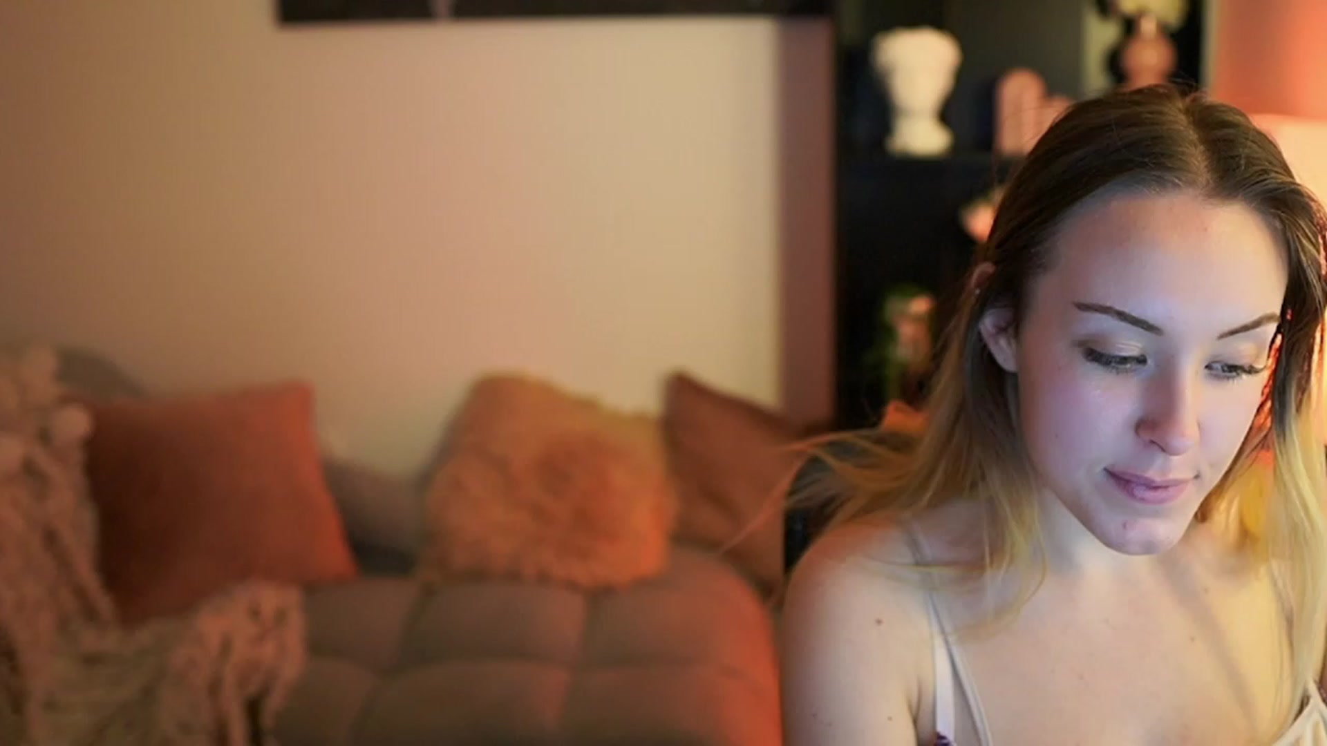 Gallery image thumbnail from Brooklyn_Ch's myfreecams stream on, 11/12/2023, 18:52 image 6 of 20