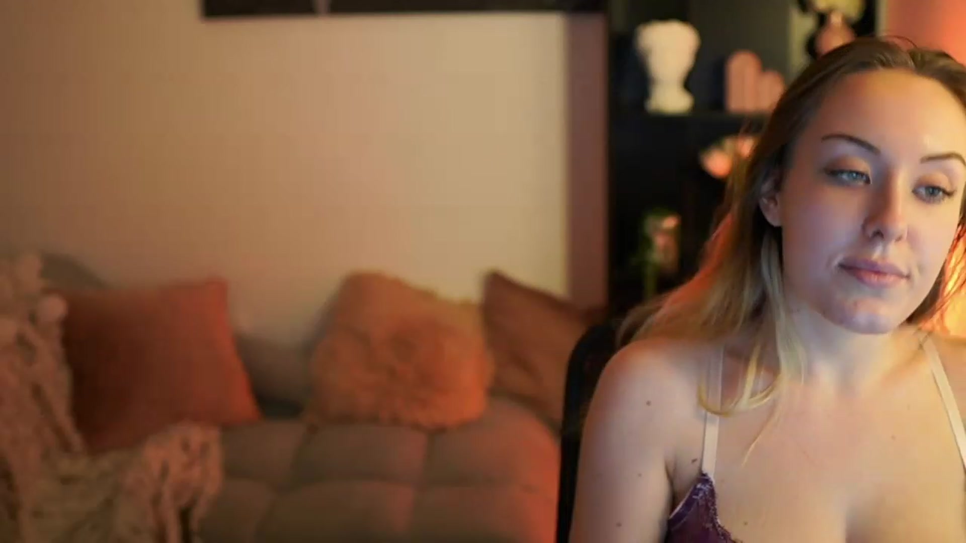 Gallery image thumbnail from Brooklyn_Ch's myfreecams stream on, 11/12/2023, 18:52 image 18 of 20