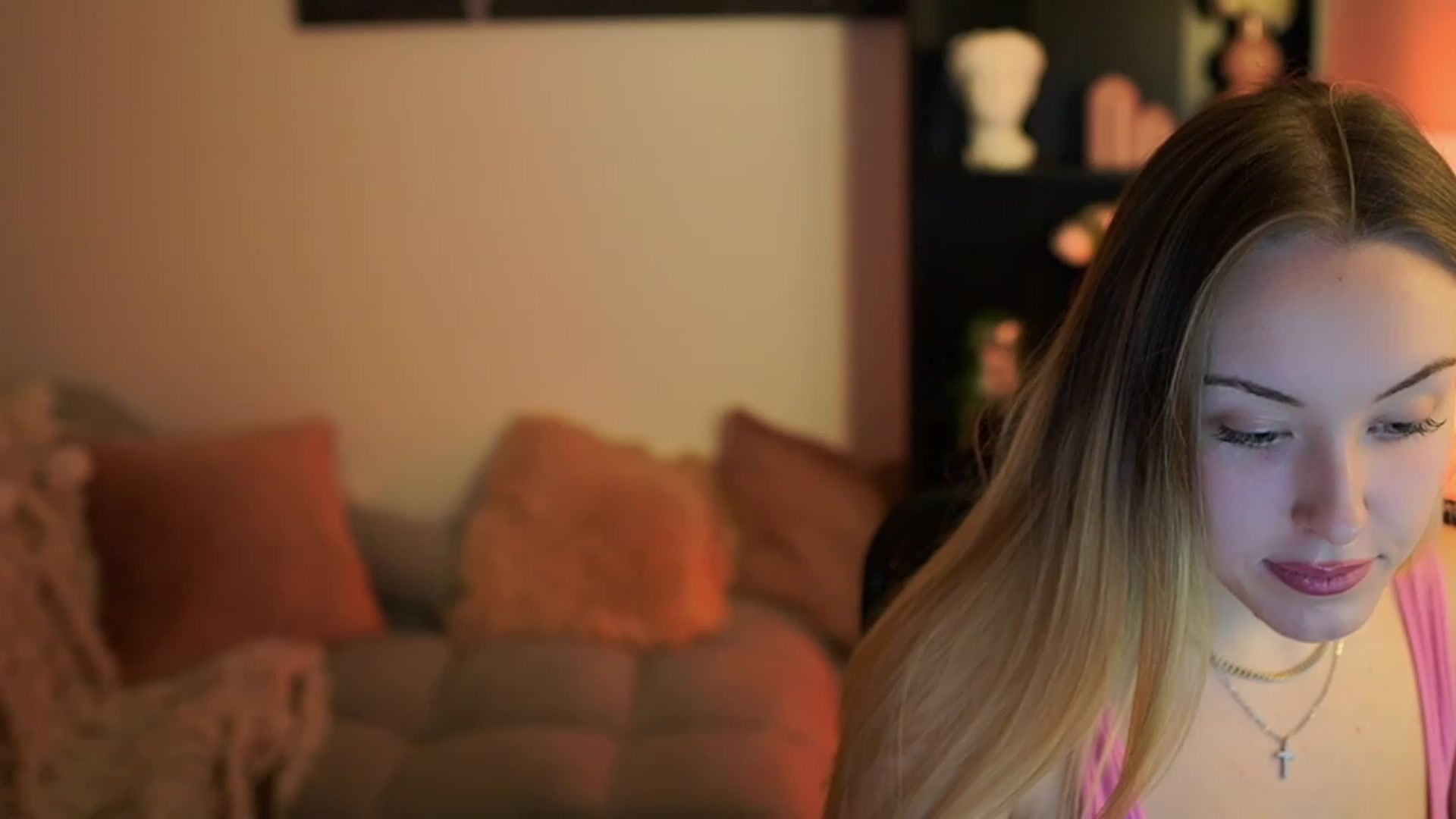 Gallery image thumbnail from Brooklyn_Ch's myfreecams stream on, 11/14/2023, 18:16 image 19 of 20