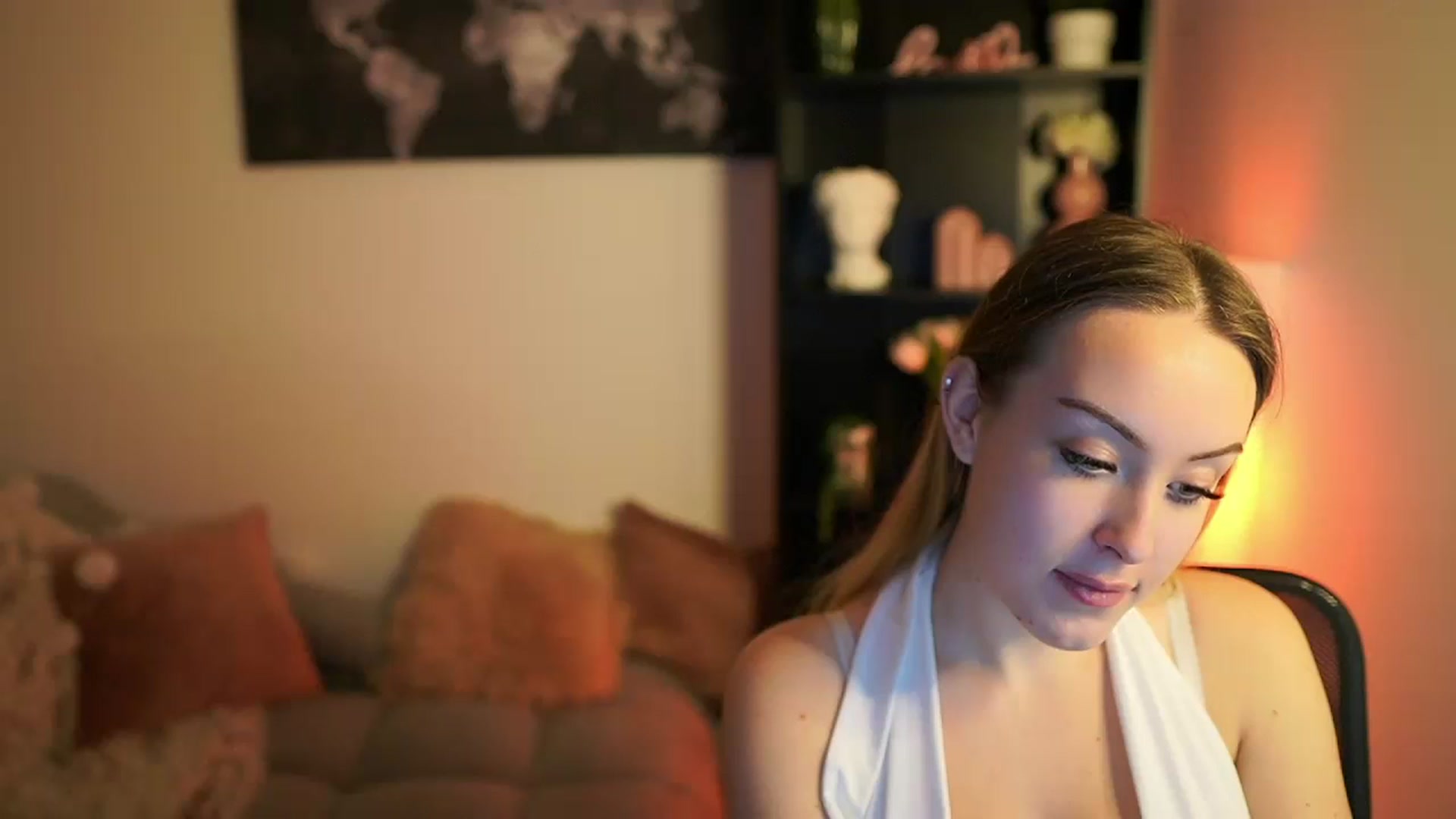 Gallery image thumbnail from Brooklyn_Ch's myfreecams stream on, 11/21/2023, 16:40 image 3 of 20