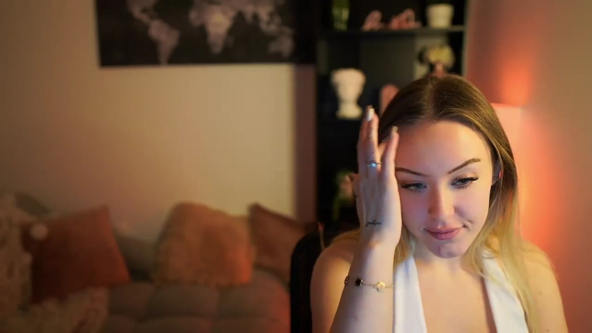 Gallery image thumbnail from Brooklyn_Ch's myfreecams stream on, 11/21/2023, 16:40 image 16 of 20