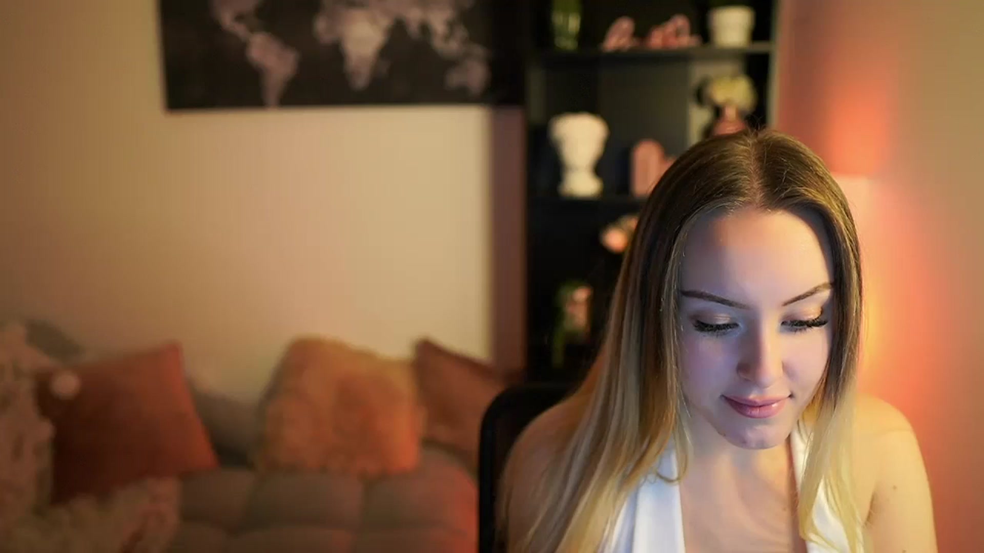 Gallery image thumbnail from Brooklyn_Ch's myfreecams stream on, 11/21/2023, 16:40 image 19 of 20