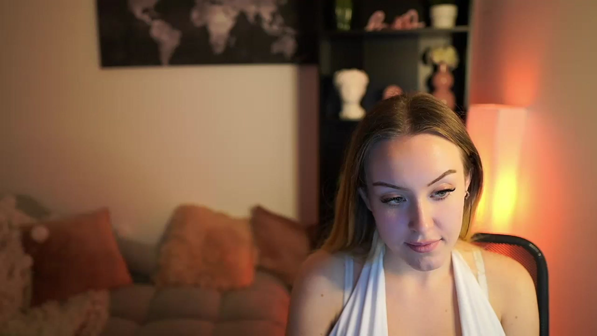 Gallery image thumbnail from Brooklyn_Ch's myfreecams stream on, 11/21/2023, 17:39 image 10 of 20