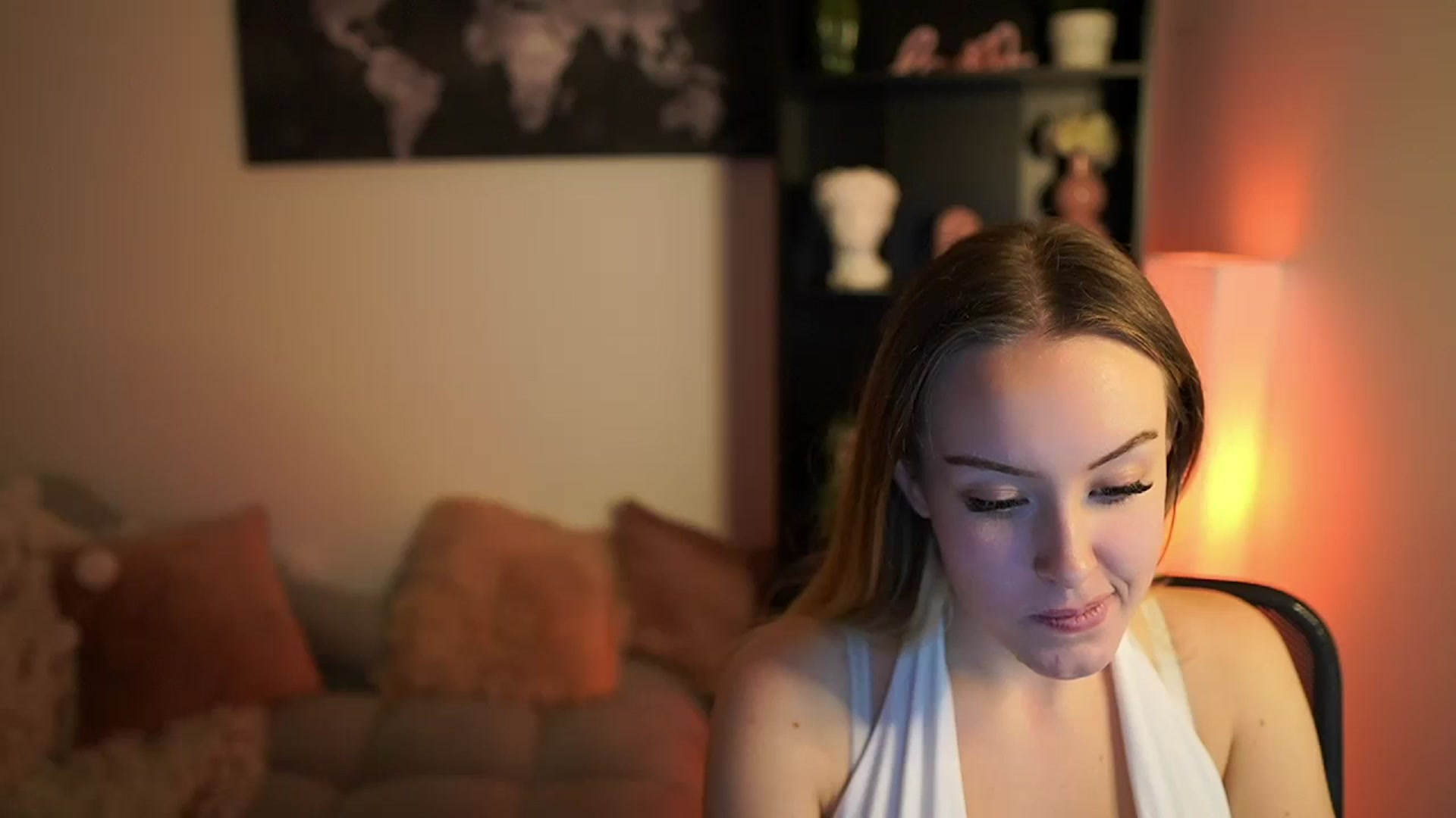 Gallery image thumbnail from Brooklyn_Ch's myfreecams stream on, 11/21/2023, 17:39 image 8 of 20