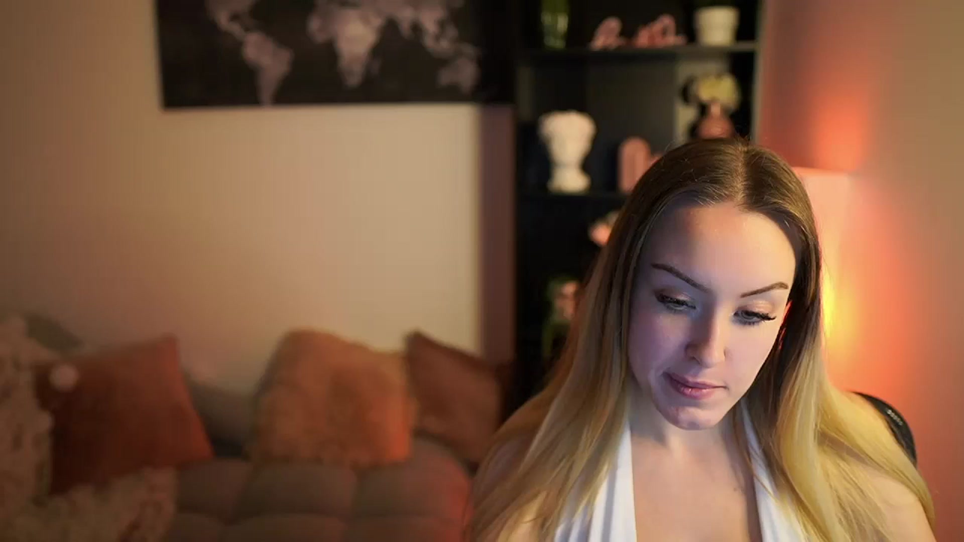 Gallery image thumbnail from Brooklyn_Ch's myfreecams stream on, 11/21/2023, 17:39 image 12 of 20