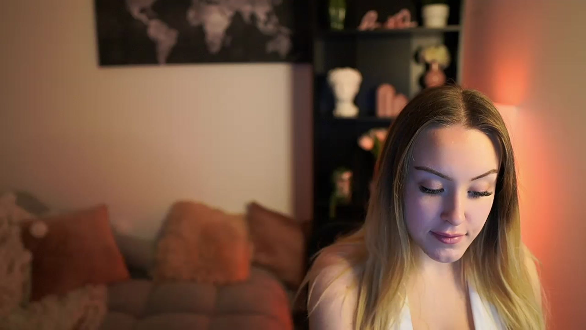 Gallery image thumbnail from Brooklyn_Ch's myfreecams stream on, 11/21/2023, 17:39 image 20 of 20