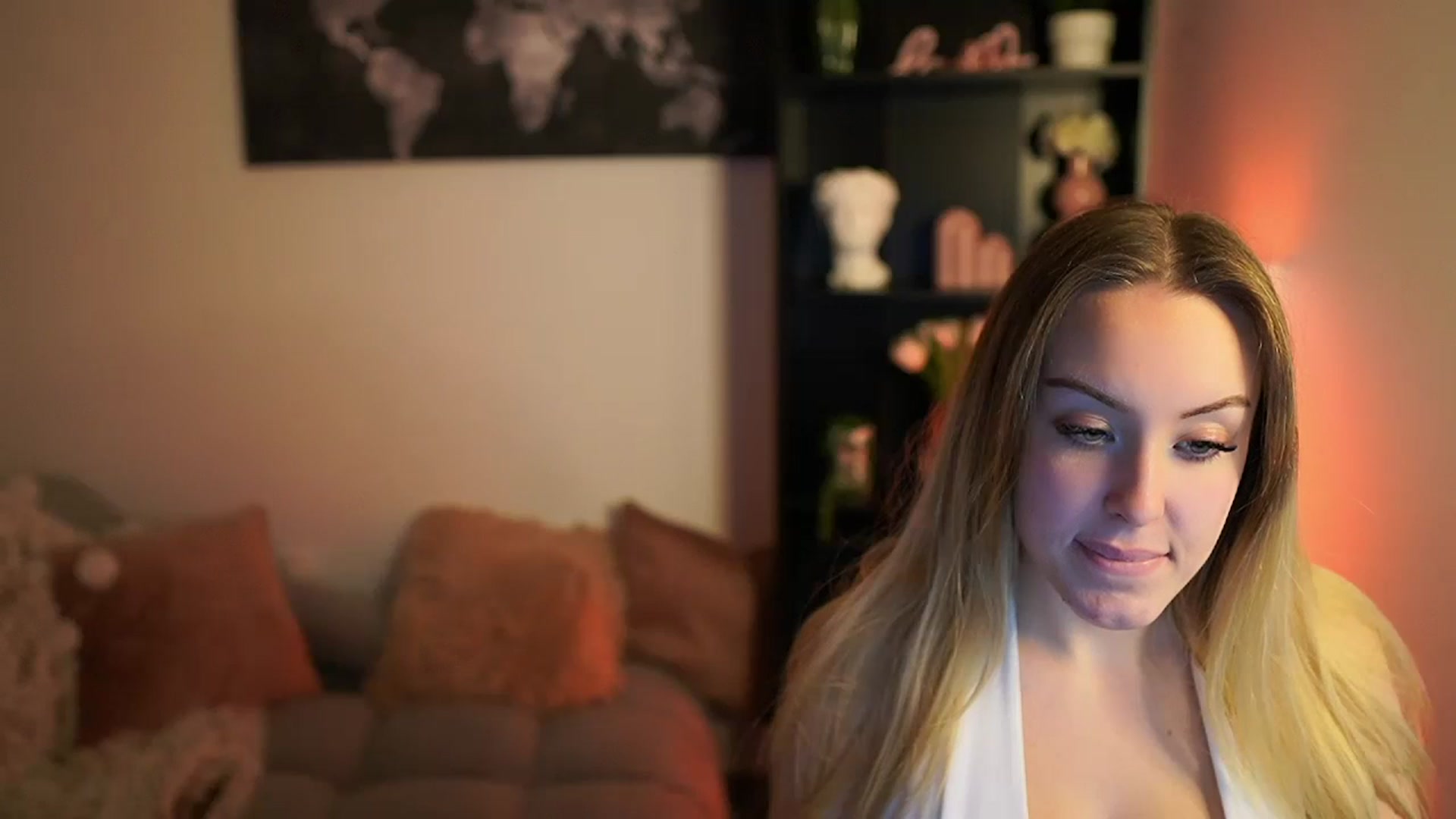Gallery image thumbnail from Brooklyn_Ch's myfreecams stream on, 11/21/2023, 18:41 image 18 of 20