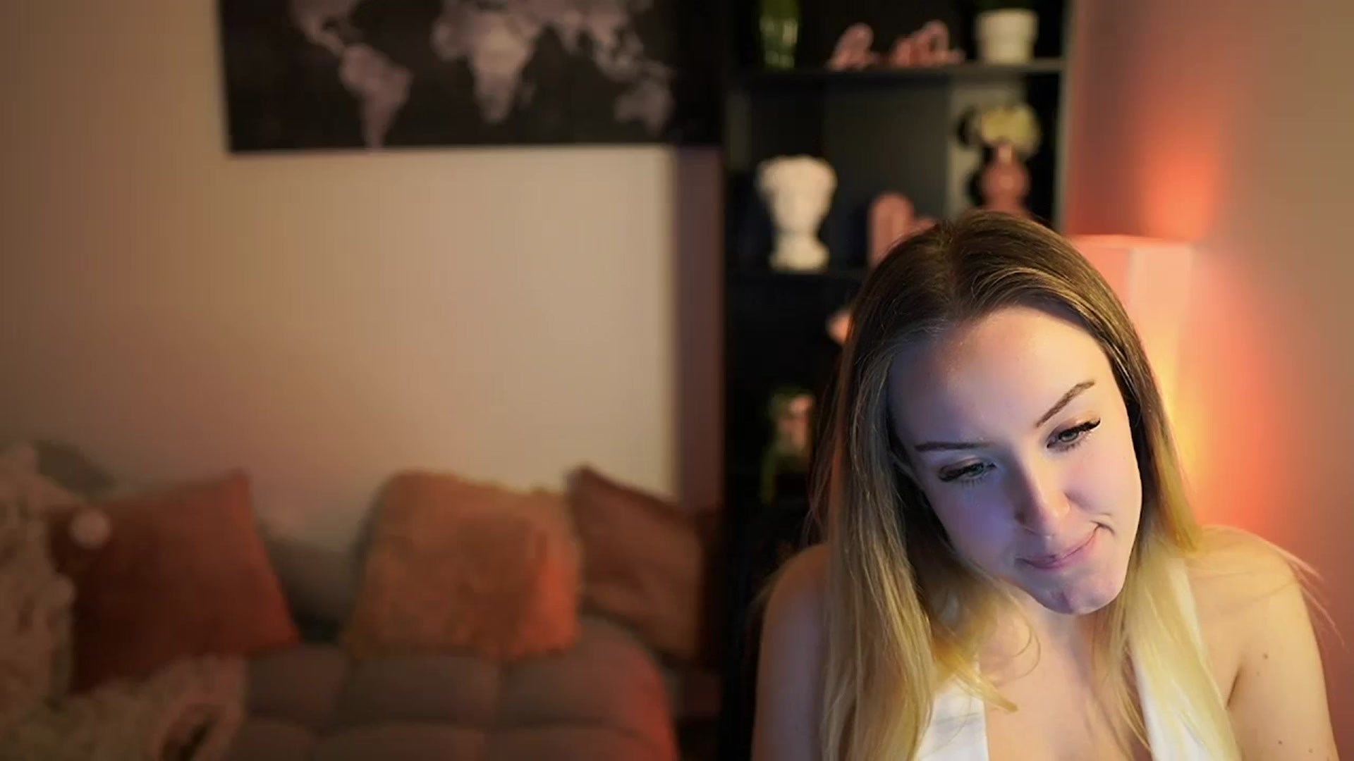 Gallery image thumbnail from Brooklyn_Ch's myfreecams stream on, 11/21/2023, 18:41 image 13 of 20