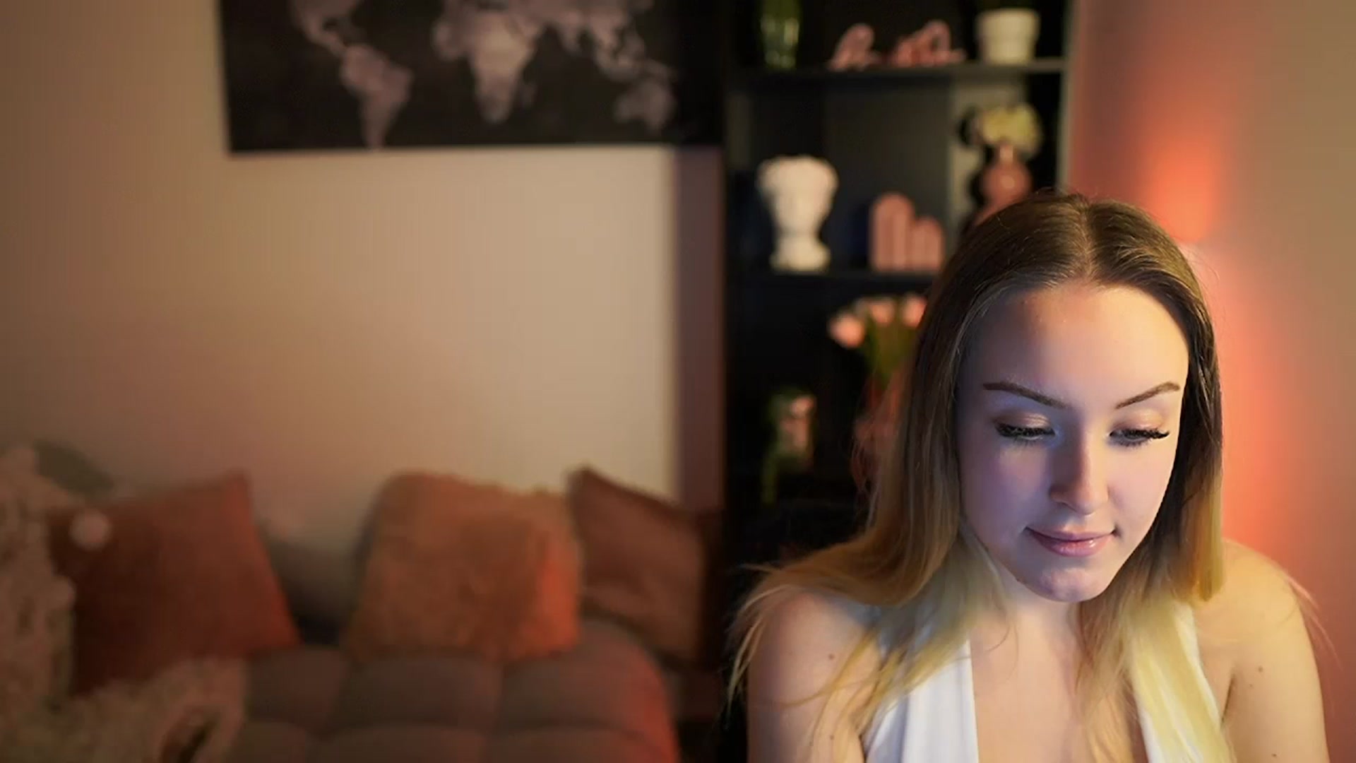 Gallery image thumbnail from Brooklyn_Ch's myfreecams stream on, 11/21/2023, 18:41 image 15 of 20